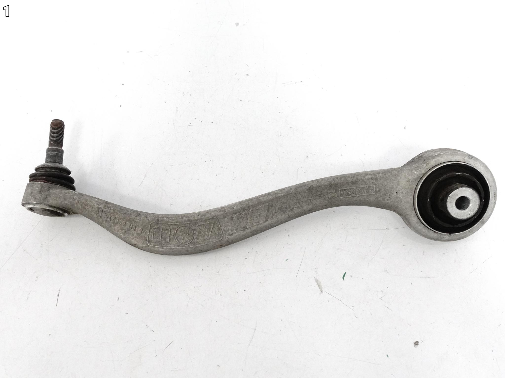 BMW M3 F80 M4 F82 F83 M2 F87 WAHACZ ROZPRĘŻNY ZAWIESZENIE PRZÓD PRAWY BMW M3 F80 M4 F82 F83 M2 F87 WAHACZ ROZPRĘŻNY ZAWIESZENIE PRZÓD PRAWY - obrazek 2