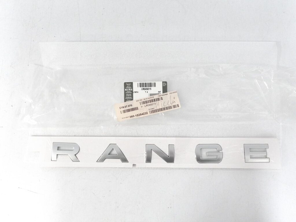 RANGE ROVER SPORT L494 LIFT 13-22 ZNACZEK EMBLEMAT KLAPA BAGAŻNIKA NOWY ORG RANGE ROVER SPORT L494 LIFT 13-22 ZNACZEK EMBLEMAT KLAPA BAGAŻNIKA NOWY ORG