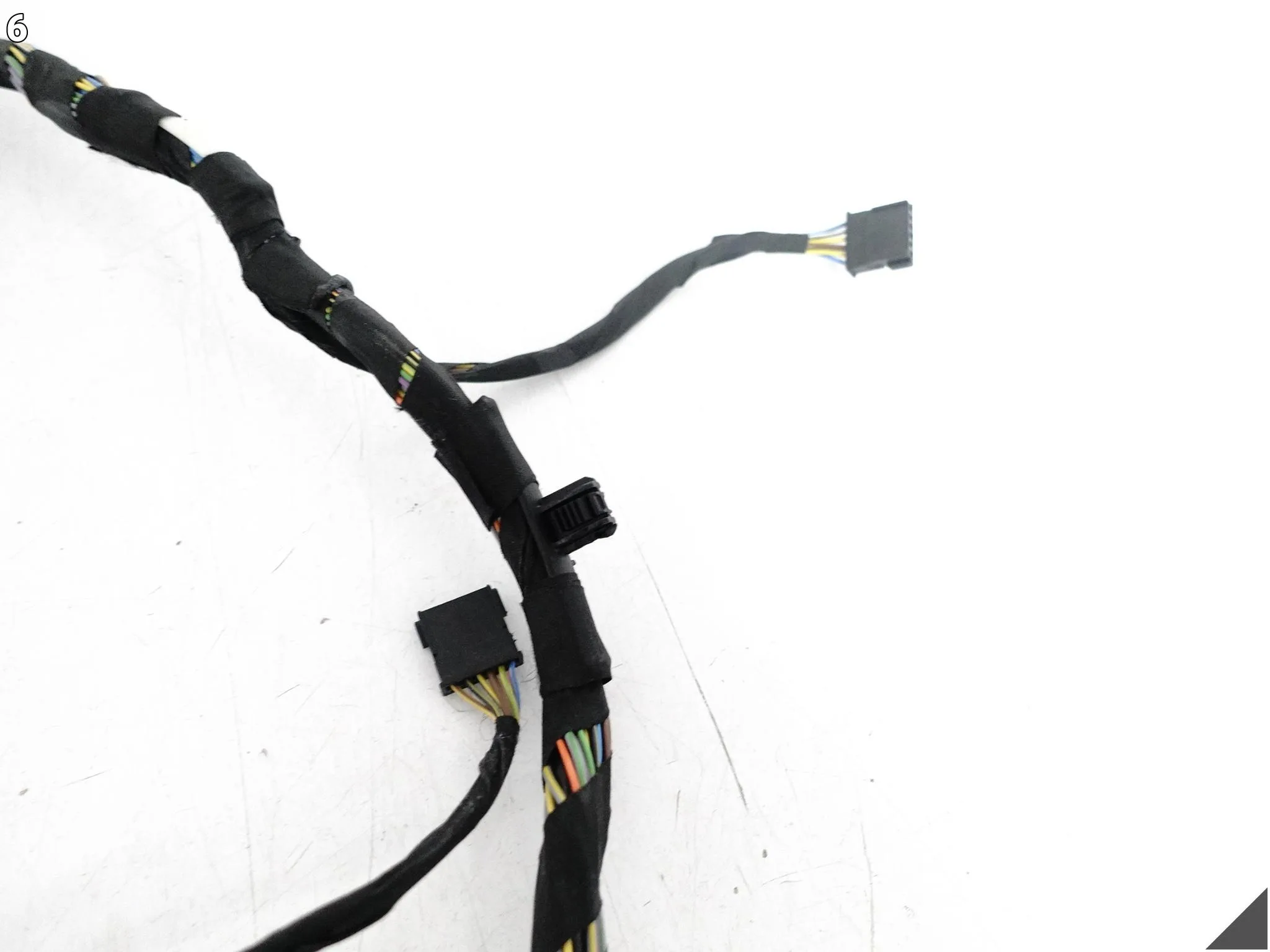 BMW 6 G32 GT GRAN TURISMO 17-23 INSTALACJA WIĄZKA KLAPY BAGAŻNIKA TYŁ BMW 6 G32 GT GRAN TURISMO 17-23 INSTALACJA WIĄZKA KLAPY BAGAŻNIKA TYŁ - obrazek 7