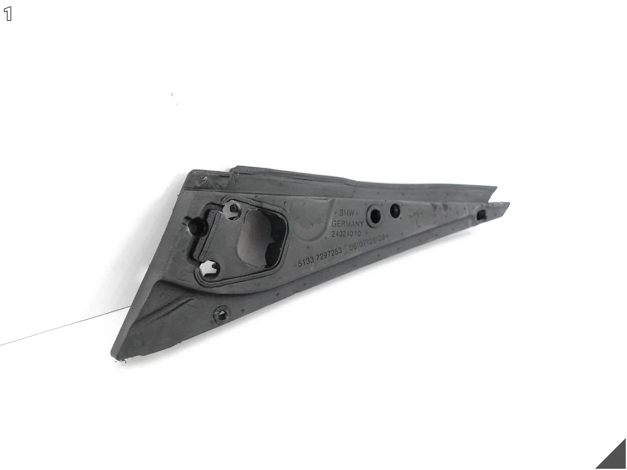 BMW 2 F45 LIFT LCI 18-22 USZCZELKA WYGŁUSZENIE PIANKA LUSTERKA LEWEGO BMW 2 F45 LIFT LCI 18-22 USZCZELKA WYGŁUSZENIE PIANKA LUSTERKA LEWEGO - obrazek 2