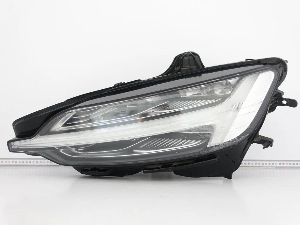 VOLVO V60 II S60 III 18-24 LAMPA FULL LED ACTIVE HIGH BEAM LEWA EUROPA