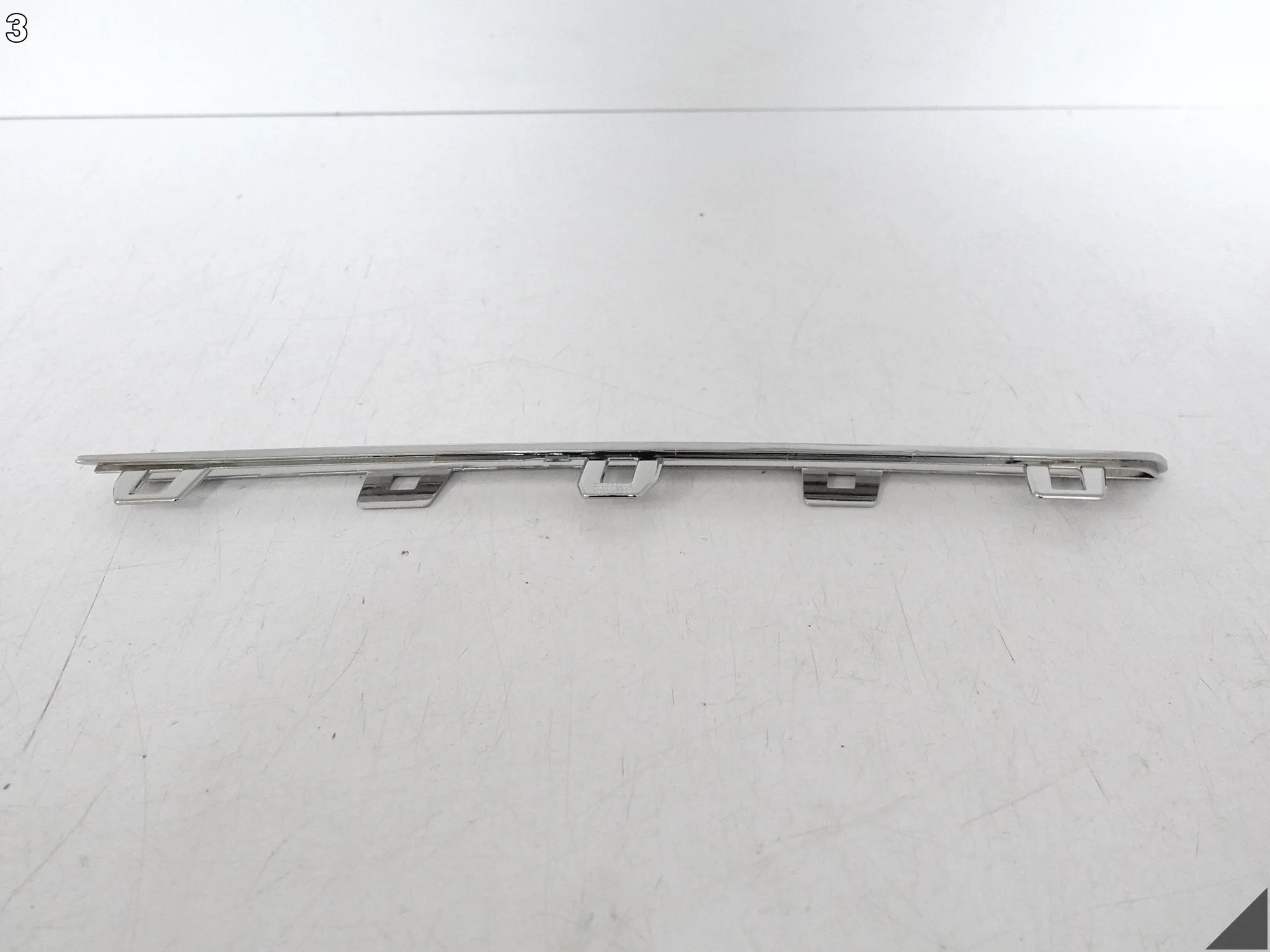 RENAULT MEGANE IV 4 16-20 LISTWA CHROM GRILLA ATRAPY PRZÓD GÓRNA LEWA RENAULT MEGANE IV 4 16-20 LISTWA CHROM GRILLA ATRAPY PRZÓD GÓRNA LEWA - obrazek 4