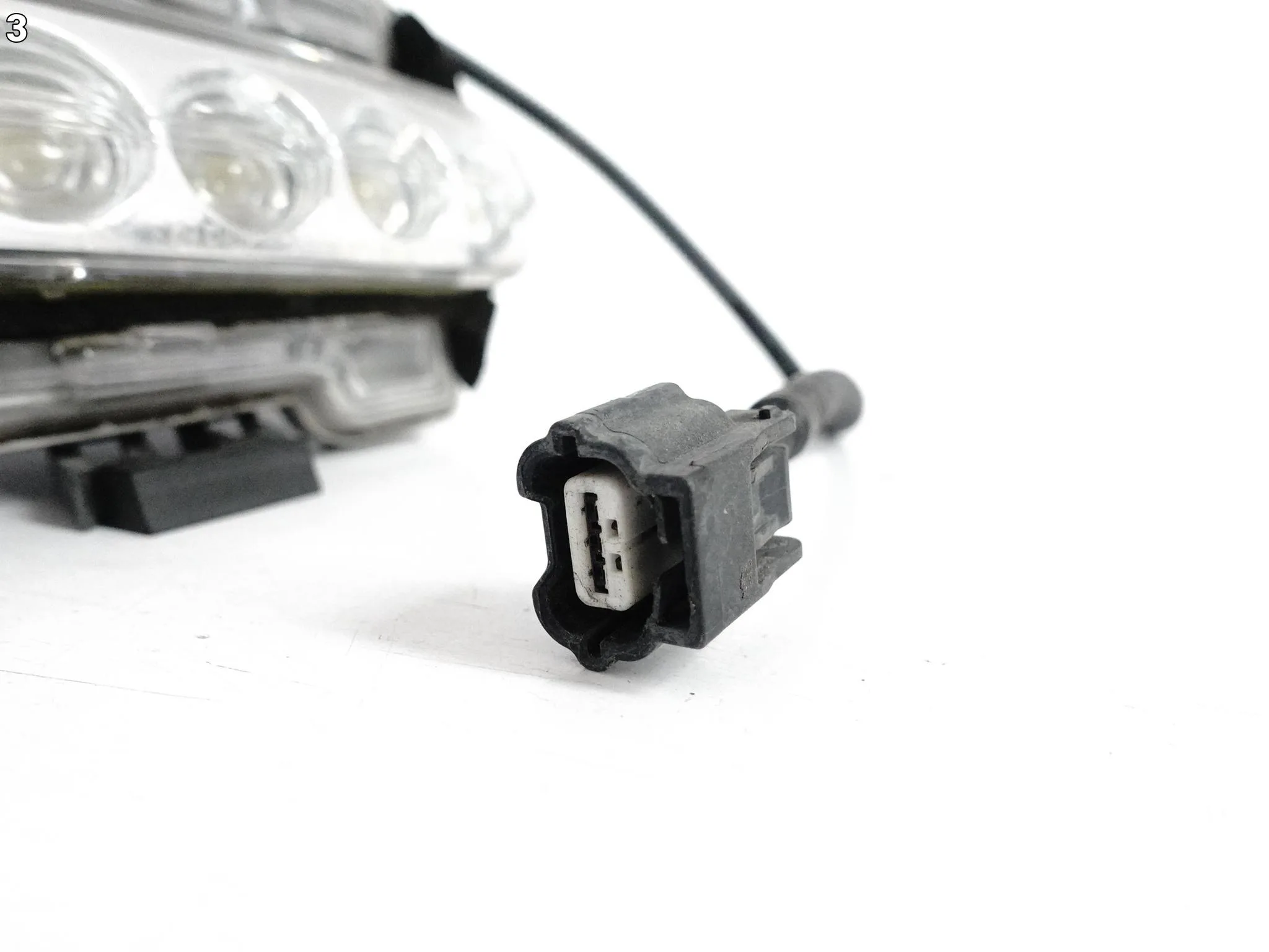 NISSAN GT-R GTR LIFT R35 12-16 HALOGEN LED DRL LEWY W ZDERZAK PRZÓD NISSAN GT-R GTR LIFT R35 12-16 HALOGEN LED DRL LEWY W ZDERZAK PRZÓD - obrazek 4