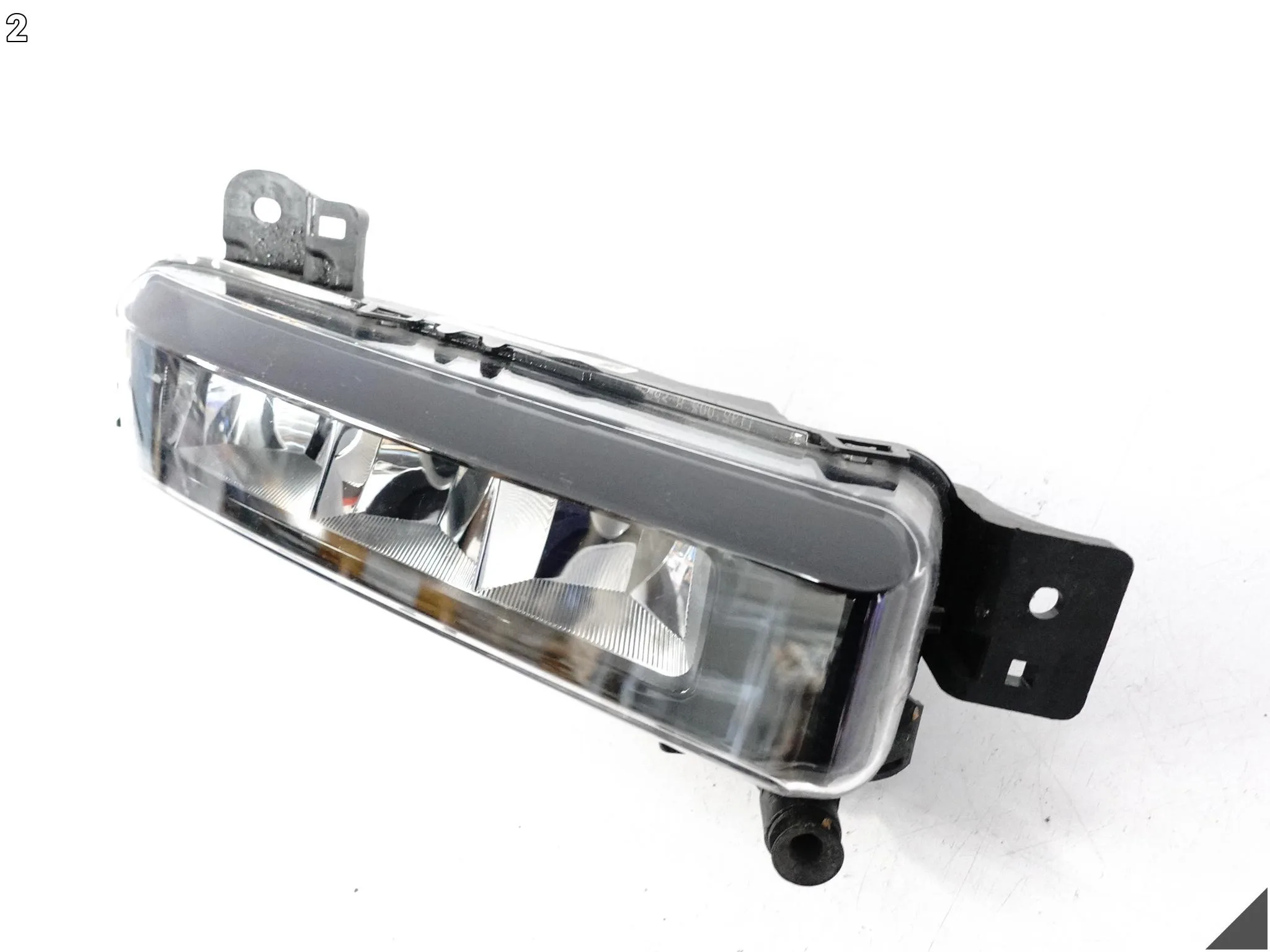 BMW 2 F45 F46 LCI X6 G06 3 G20 G21 HALOGEN W ZDERZAK LED PRAWY PRZÓD BMW 2 F45 F46 LCI X6 G06 3 G20 G21 HALOGEN W ZDERZAK LED PRAWY PRZÓD - obrazek 3