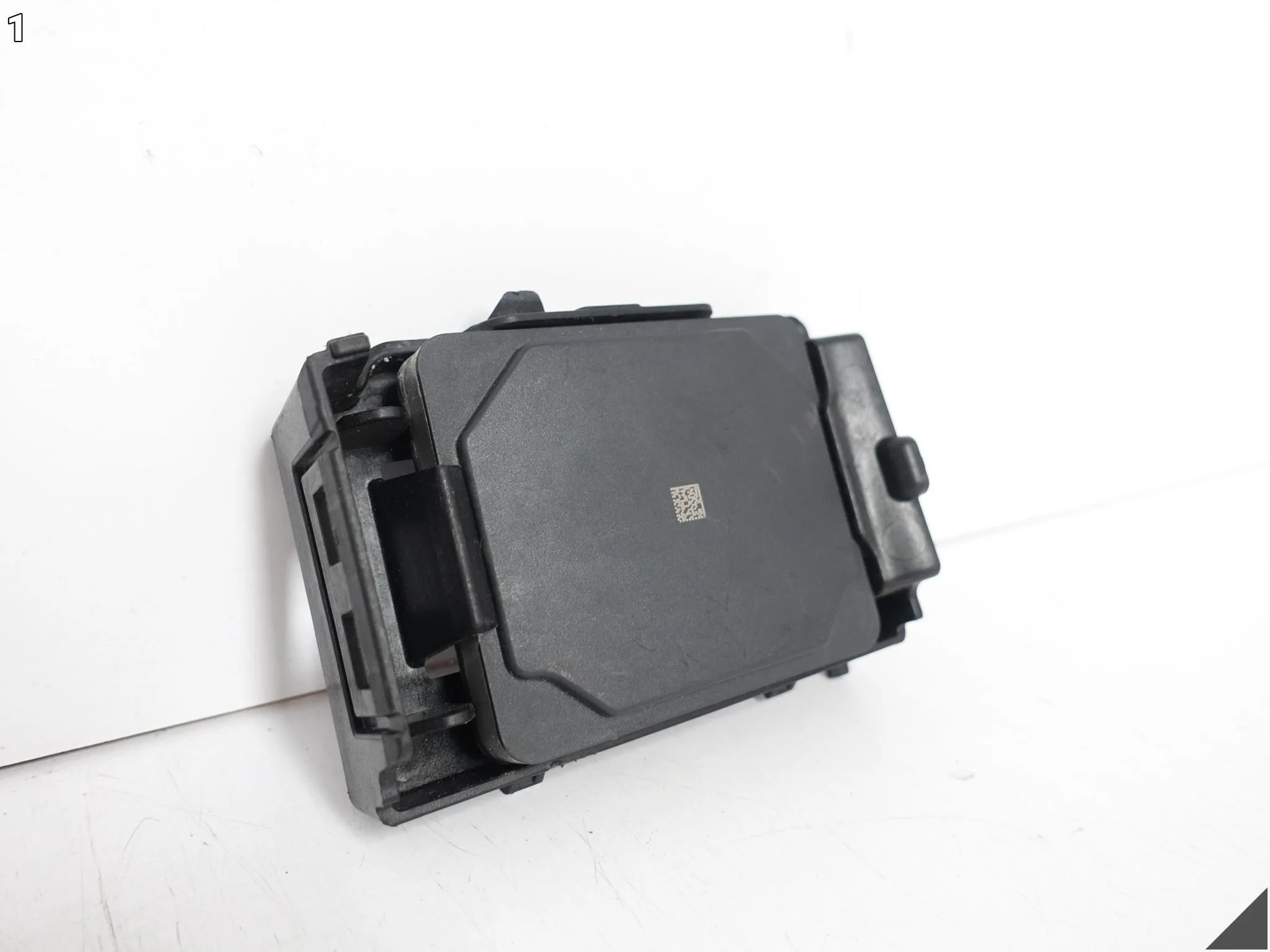 VW ID3 10A ID4 11A ID BUZZ 1T3 RADAR SENSOR ACC DISTRONIC MODUŁ PRAWY VW ID3 10A ID4 11A ID BUZZ 1T3 RADAR SENSOR ACC DISTRONIC MODUŁ PRAWY - obrazek 2