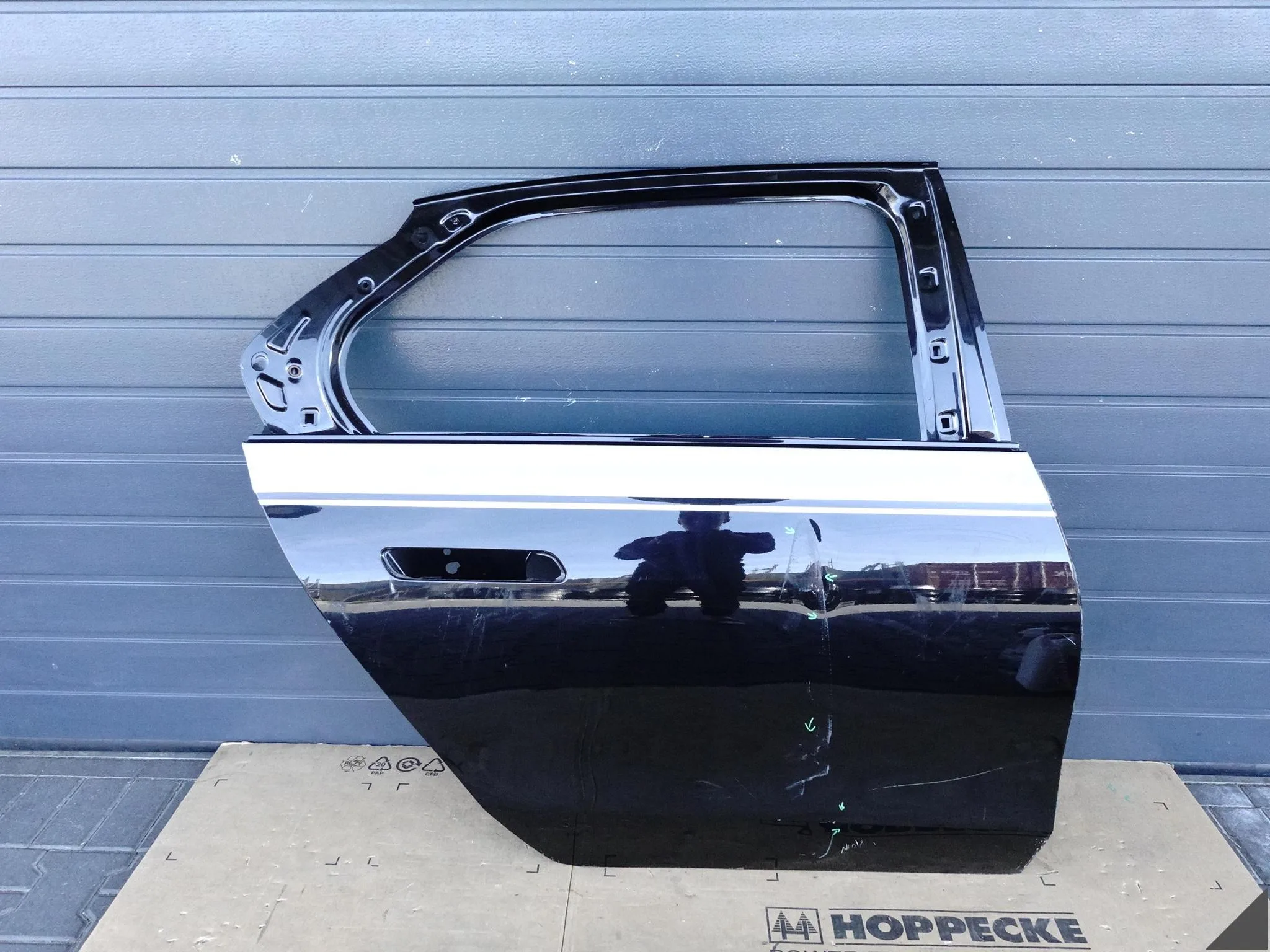 BMW 7 i7 G70 22- DRZWI DOOR PRAWE TYŁ BMW 7 i7 G70 22- DRZWI DOOR PRAWE TYŁ