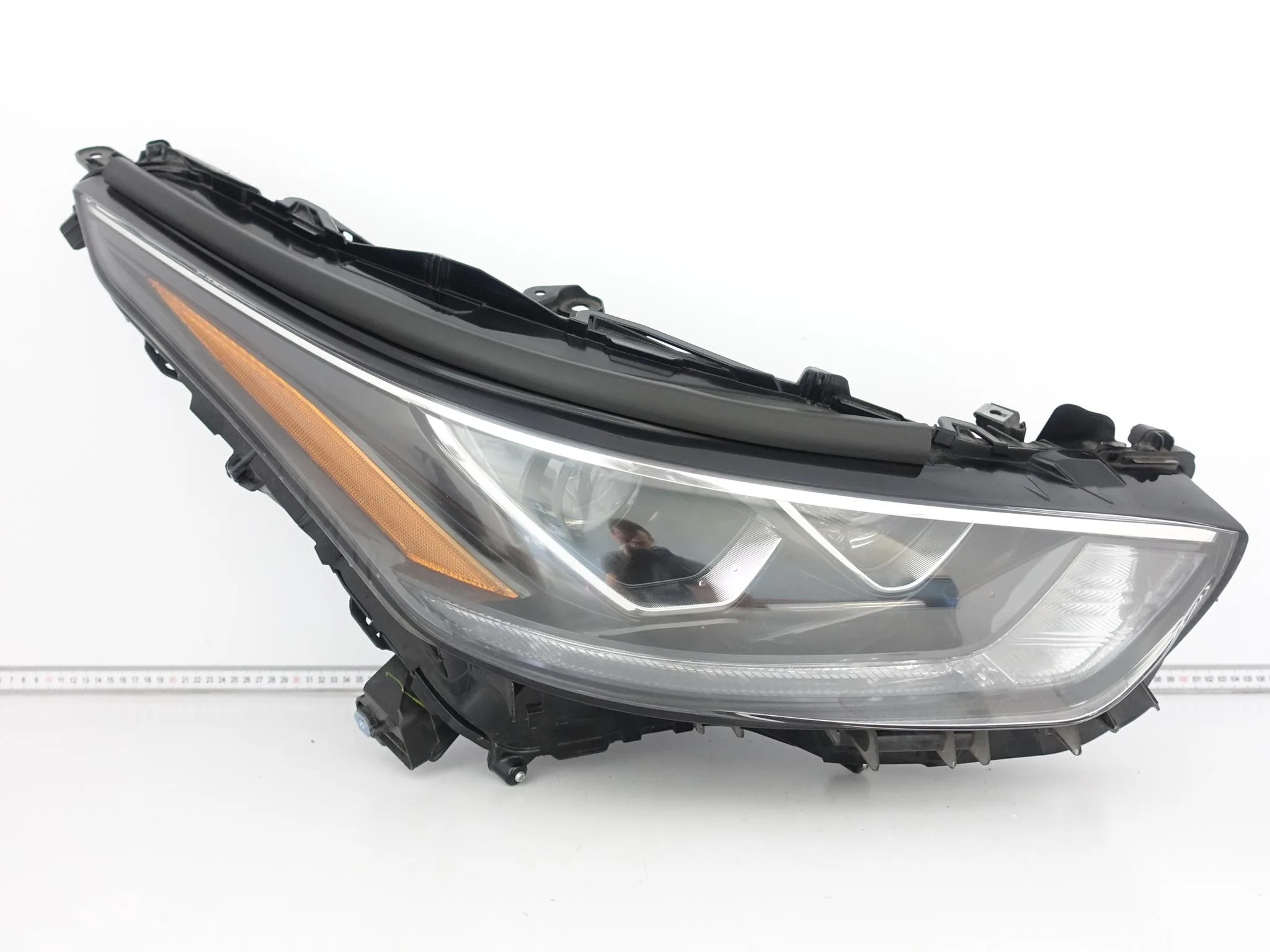 TOYOTA HIGHLANDER IV 4 XU70 19- FULL LED LAMPA PRAWA PRZÓD EUROPA TOYOTA HIGHLANDER IV 4 XU70 19- FULL LED LAMPA PRAWA PRZÓD EUROPA