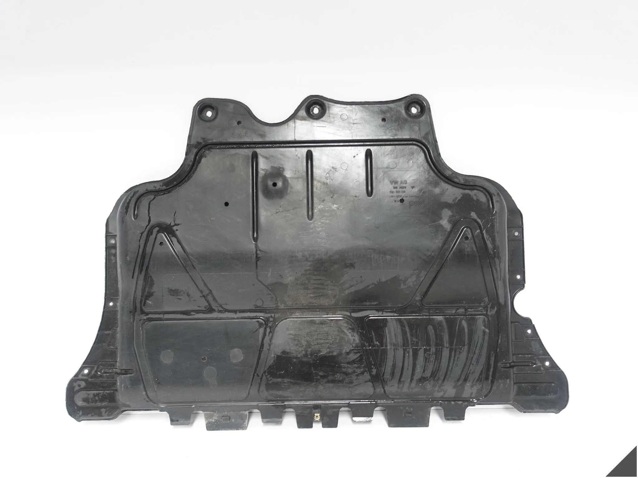 VW AUDI SKODA SEAT CUPRA PŁYTA OSŁONA POD SILNIK W ZDERZAK PRZÓD 5Q0825236P VW AUDI SKODA SEAT CUPRA PŁYTA OSŁONA POD SILNIK W ZDERZAK PRZÓD 5Q0825236P