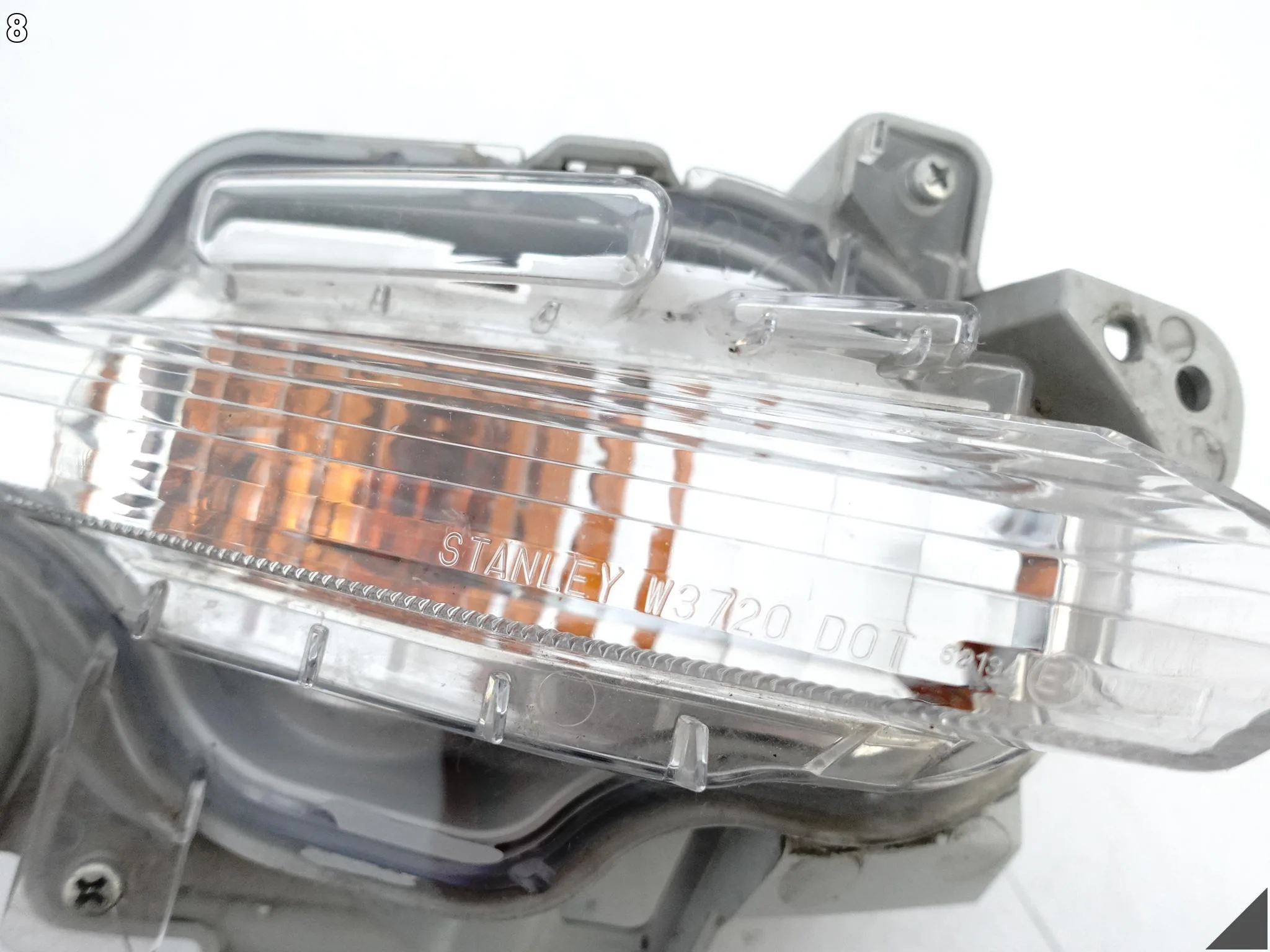 MAZDA 3 (III GENERACJA) BM LIFT 16-18 LAMPA HALOGEN KIERUNKOWSKAZ PRAWY MAZDA 3 (III GENERACJA) BM LIFT 16-18 LAMPA HALOGEN KIERUNKOWSKAZ PRAWY - obrazek 9