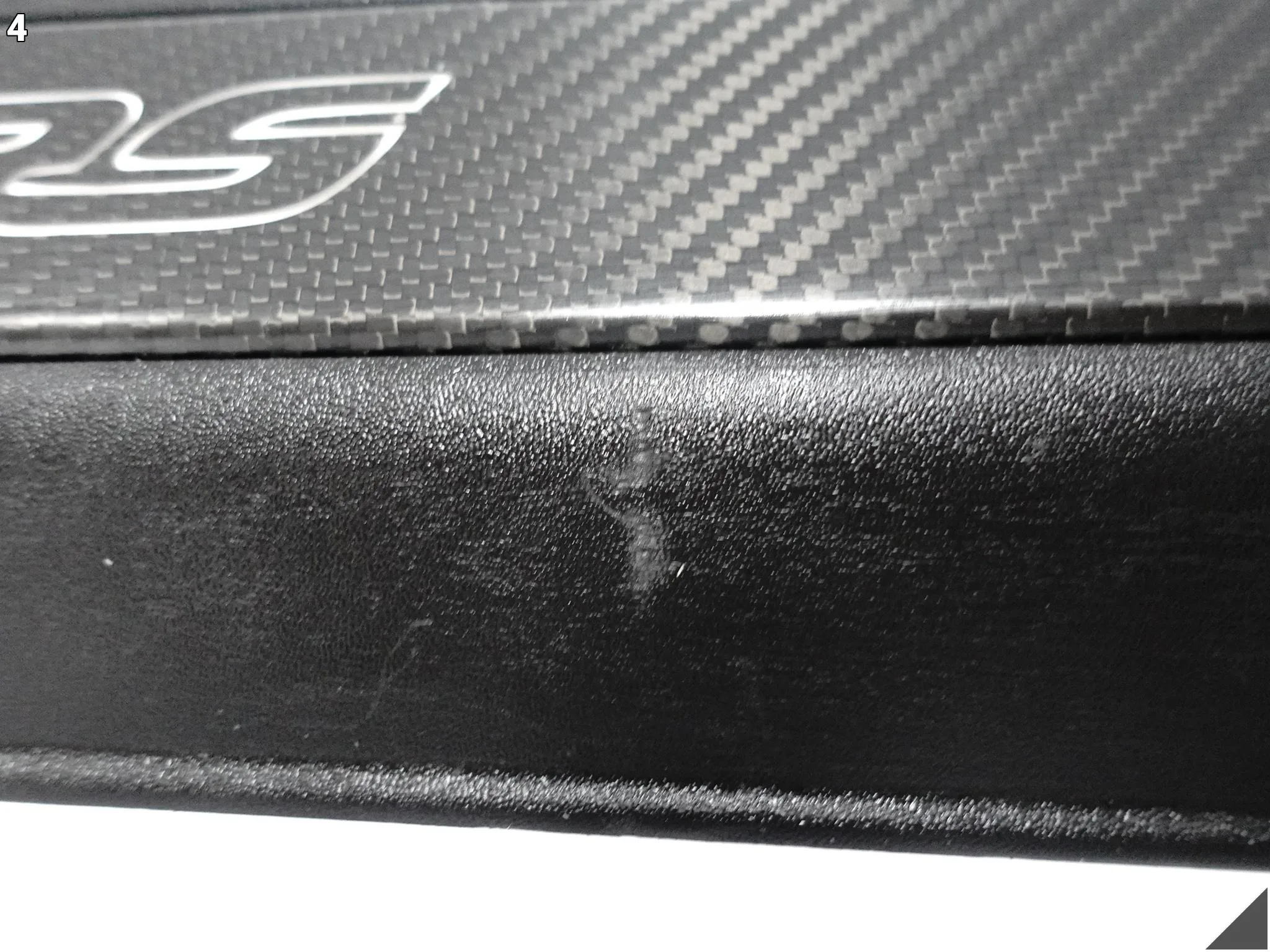 PORSCHE 911 992 GT3RS 23- LISTWA OSŁONA PROGU PODŚWIETLANA PRAWA CARBON PORSCHE 911 992 GT3RS 23- LISTWA OSŁONA PROGU PODŚWIETLANA PRAWA CARBON - obrazek 5