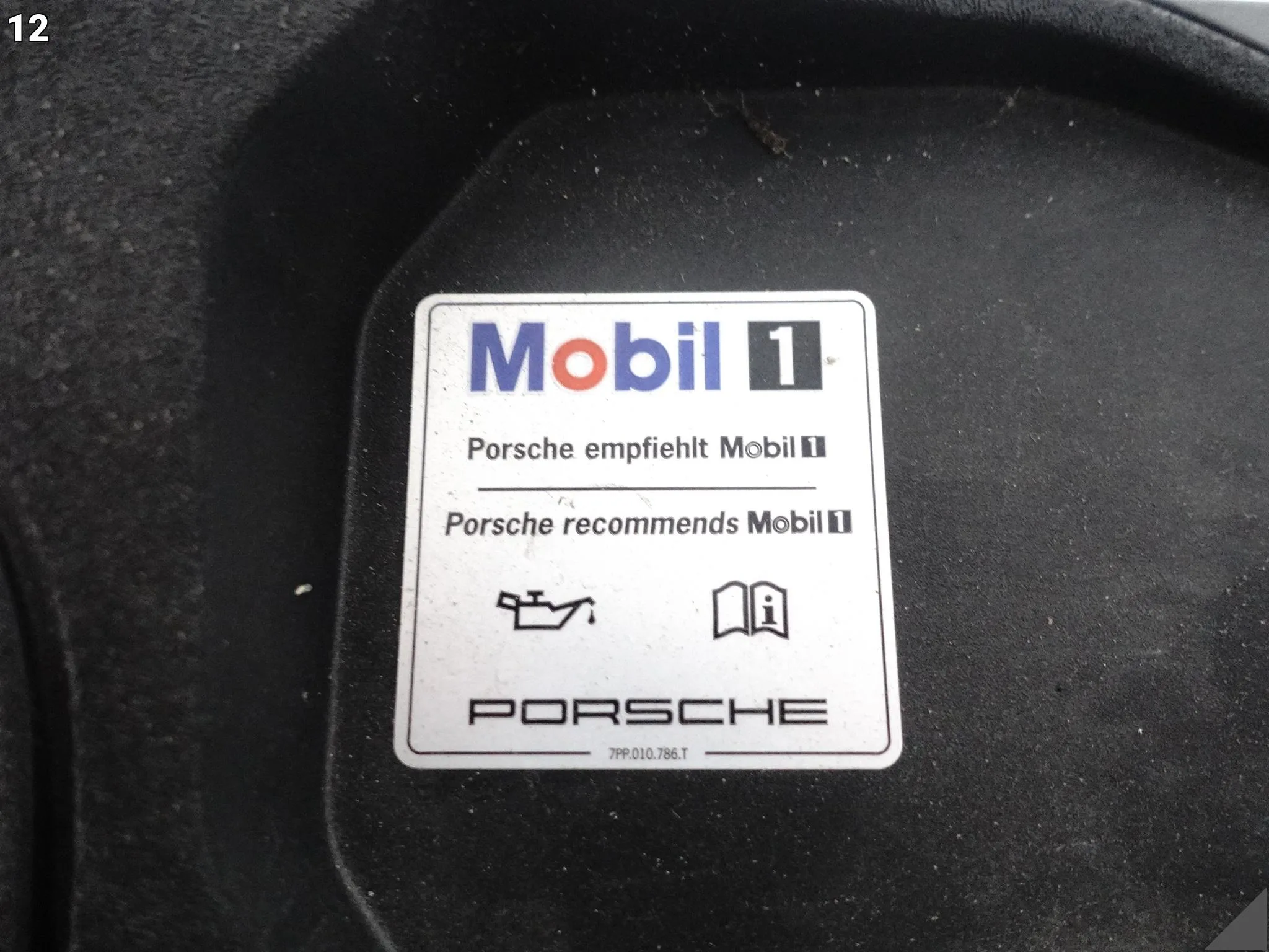 PORSCHE 911 992 19- GÓRNA OSŁONA POKRYWA SILNIKA WENTYLATORÓW 3.0 S TYŁ PORSCHE 911 992 19- GÓRNA OSŁONA POKRYWA SILNIKA WENTYLATORÓW 3.0 S TYŁ - obrazek 13