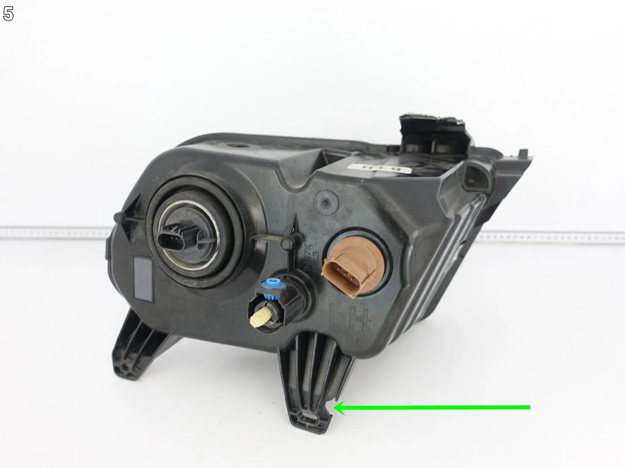 FORD MUSTANG V 5 GT 09-12 LIFT LEWA LAMPA ZWYKŁA HALOGEN PRZÓD FORD MUSTANG V 5 GT 09-12 LIFT LEWA LAMPA ZWYKŁA HALOGEN PRZÓD - obrazek 6