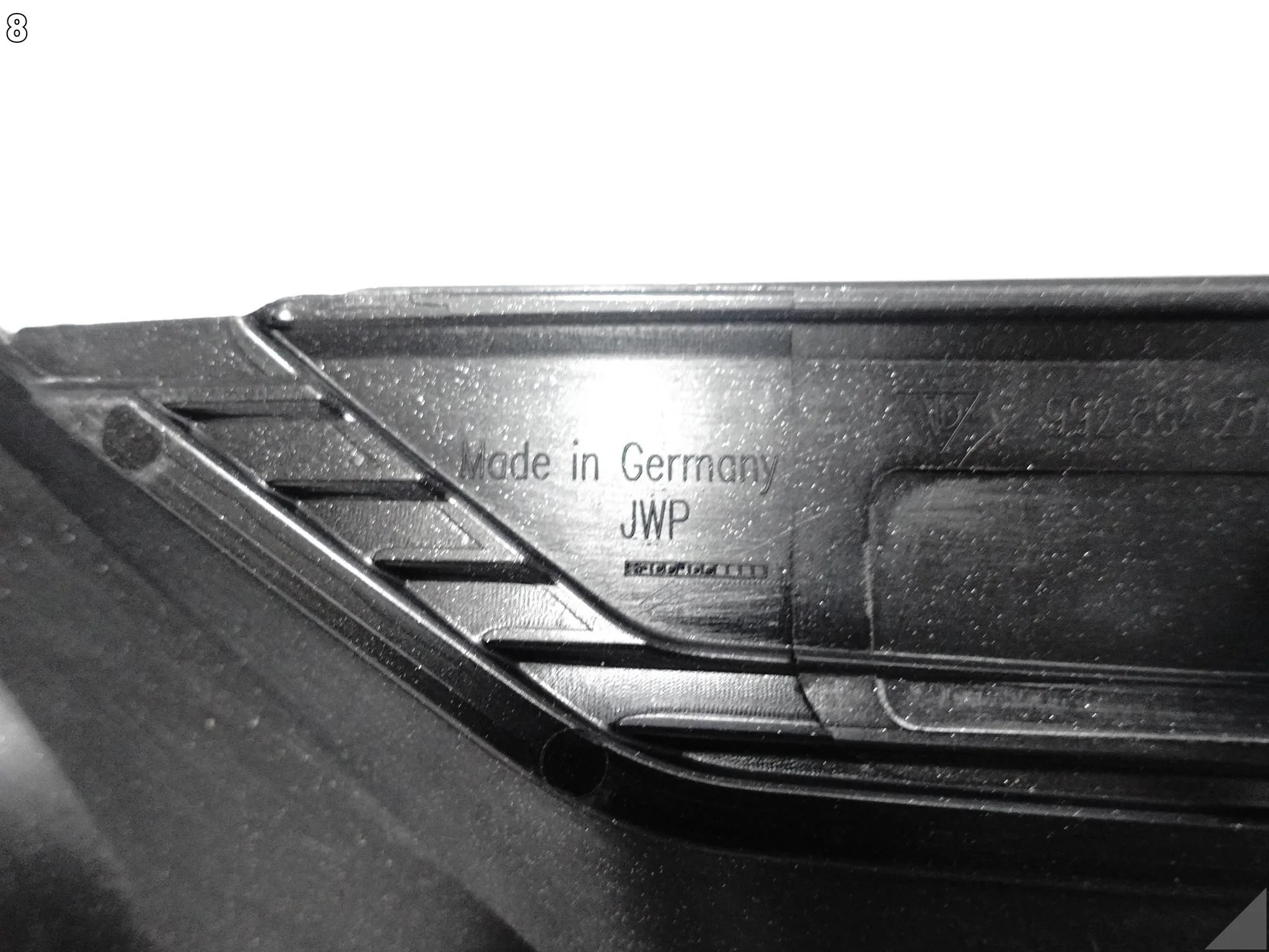 PORSCHE 911 992 19- GÓRNA OSŁONA POKRYWA SILNIKA WENTYLATORÓW 3.0 TYŁ PORSCHE 911 992 19- GÓRNA OSŁONA POKRYWA SILNIKA WENTYLATORÓW 3.0 TYŁ - obrazek 9