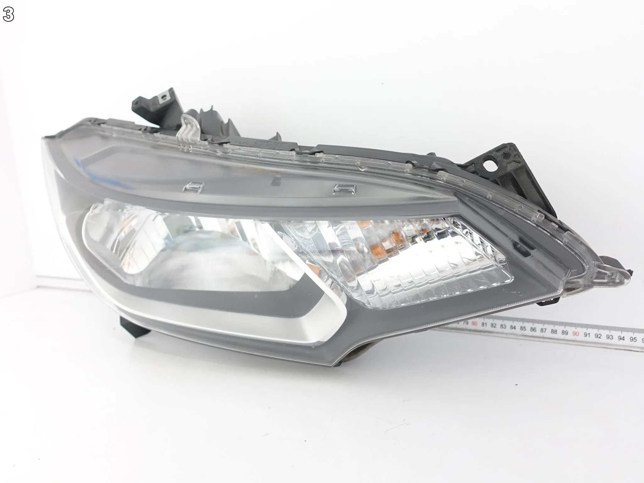 HONDA JAZZ IV 4 15-18 ZWYKŁA HALOGEN LAMPA PRAWA PRZÓD EUROPA HONDA JAZZ IV 4 15-18 ZWYKŁA HALOGEN LAMPA PRAWA PRZÓD EUROPA - obrazek 4