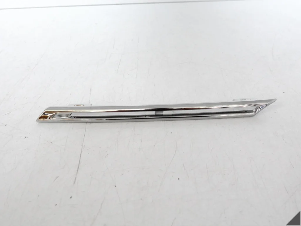 RENAULT MEGANE IV 4 16-20 LISTWA CHROM GRILLA ATRAPY PRZÓD LEWY RENAULT MEGANE IV 4 16-20 LISTWA CHROM GRILLA ATRAPY PRZÓD LEWY