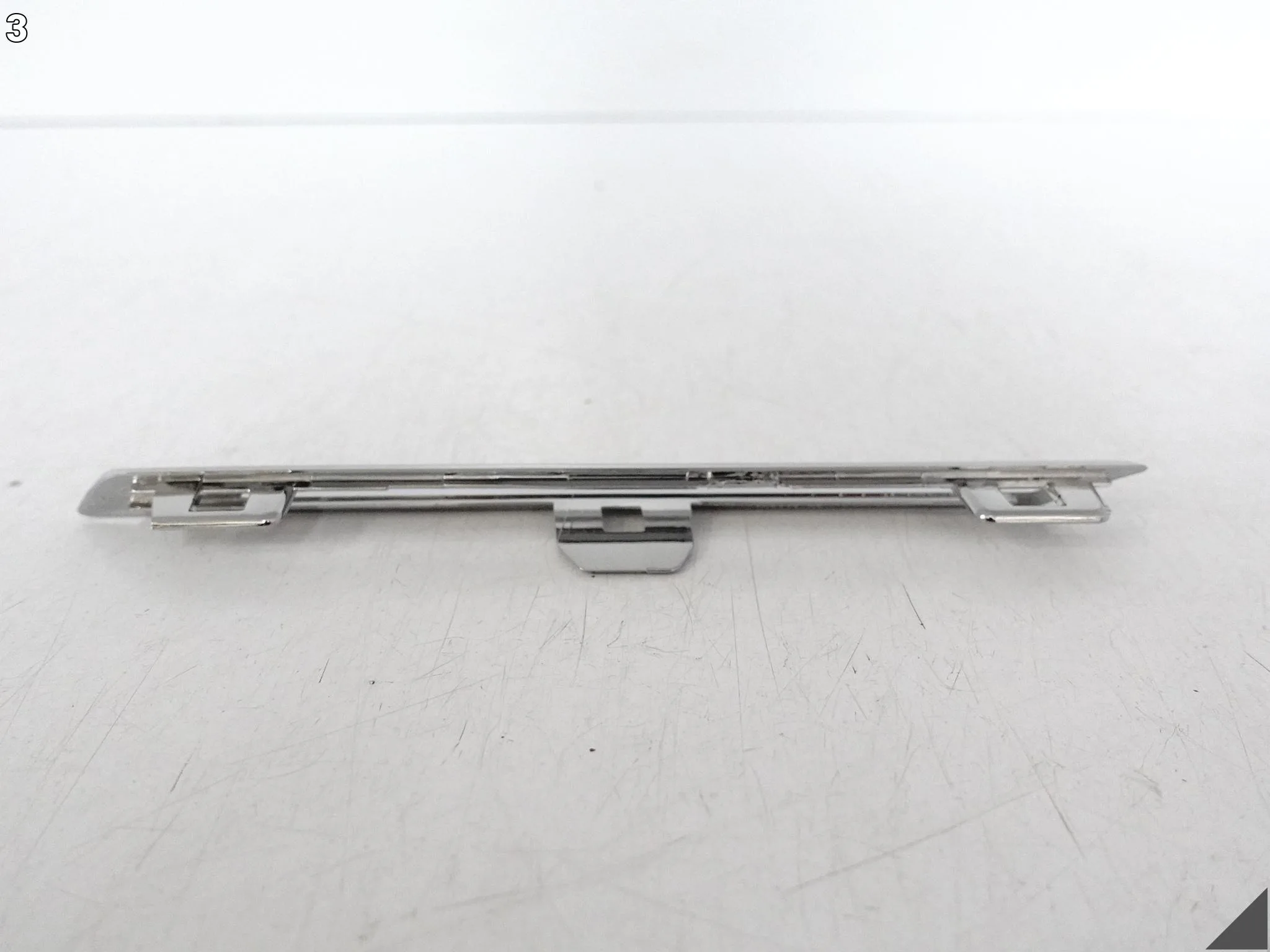 RENAULT MEGANE IV 4 16-20 LISTWA CHROM GRILLA ATRAPY PRZÓD PRAWA RENAULT MEGANE IV 4 16-20 LISTWA CHROM GRILLA ATRAPY PRZÓD PRAWA - obrazek 4