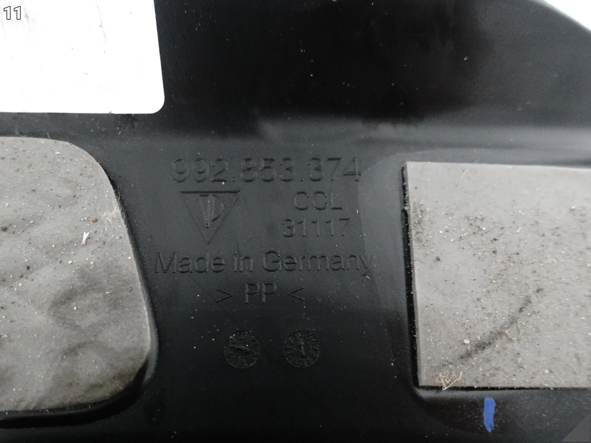 PORSCHE 911 992 GT3RS 23- LISTWA OSŁONA PROGU PODŚWIETLANA PRAWA CARBON PORSCHE 911 992 GT3RS 23- LISTWA OSŁONA PROGU PODŚWIETLANA PRAWA CARBON - obrazek 12