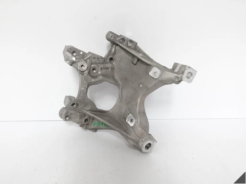 AUDI A5 S5 8W6 F5 A4 S4 8W0 B9 15-24 WSPORNIK ŁAPY UCHWYT SILNIKA PRAWY AUDI A5 S5 8W6 F5 A4 S4 8W0 B9 15-24 WSPORNIK ŁAPY UCHWYT SILNIKA PRAWY