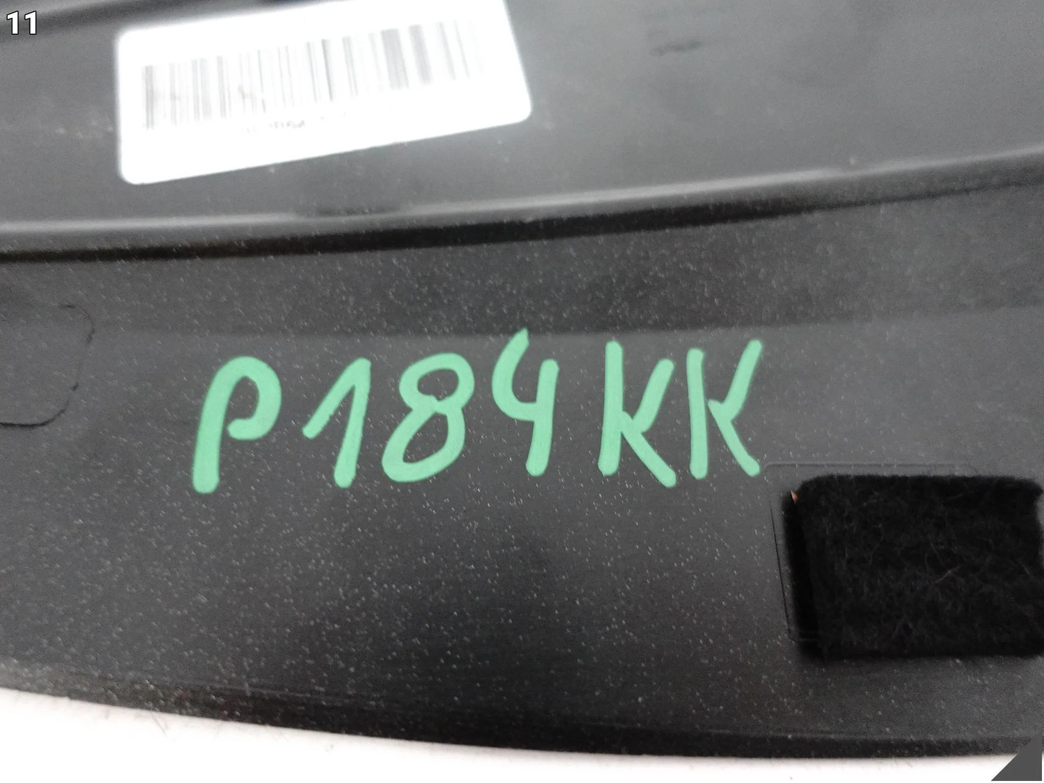 PORSCHE 911 992 19- MASKOWNICA OSŁONA KOMORY SILNIKA PRAWA TYŁ 992864250B PORSCHE 911 992 19- MASKOWNICA OSŁONA KOMORY SILNIKA PRAWA TYŁ 992864250B - obrazek 12