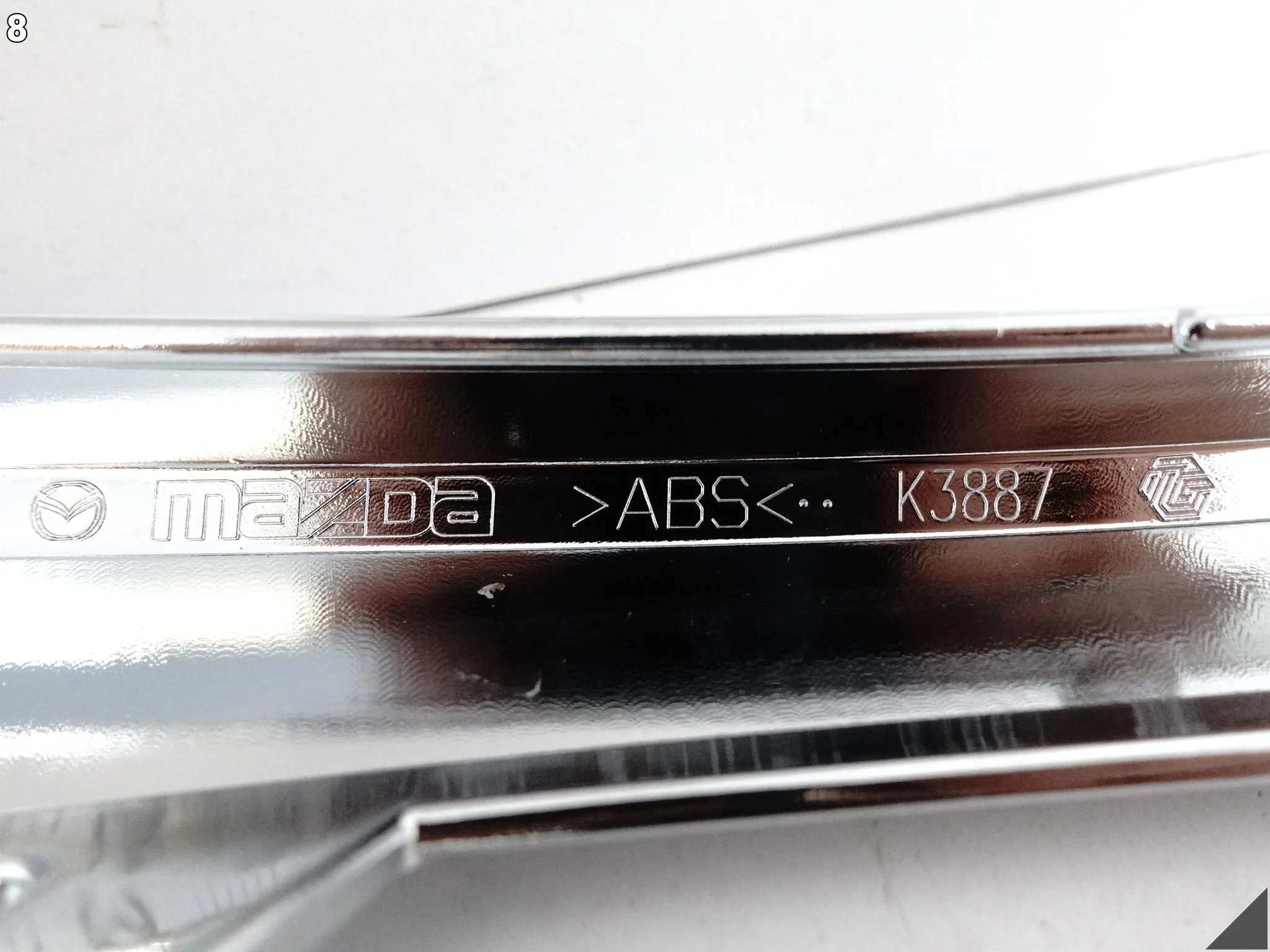 MAZDA 3 III BM 14-17 LISTWA CHROM ATRAPY GRILLA ZDERZAKA PRZÓD LEWA MAZDA 3 III BM 14-17 LISTWA CHROM ATRAPY GRILLA ZDERZAKA PRZÓD LEWA - obrazek 9