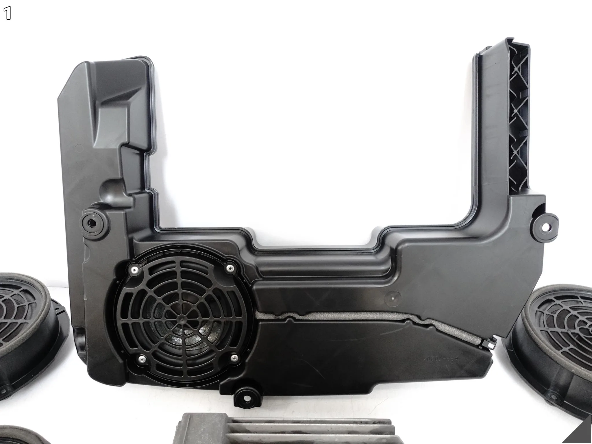 AUDI A5 S5 RS5 8T0 SPORTBACK 07-16 ZESTAW GŁOŚNIKÓW WZMACNIACZ BANG&OLUFSEN AUDI A5 S5 RS5 8T0 SPORTBACK 07-16 ZESTAW GŁOŚNIKÓW WZMACNIACZ BANG&OLUFSEN - obrazek 2