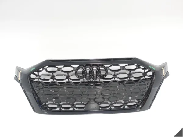 AUDI RS3 8Y0 20-24 RAMKA GRILL ZAŚLEPKI ATRAPA W ZDERZAK PRZÓD 8Y0807725 AUDI RS3 8Y0 20-24 RAMKA GRILL ZAŚLEPKI ATRAPA W ZDERZAK PRZÓD 8Y0807725