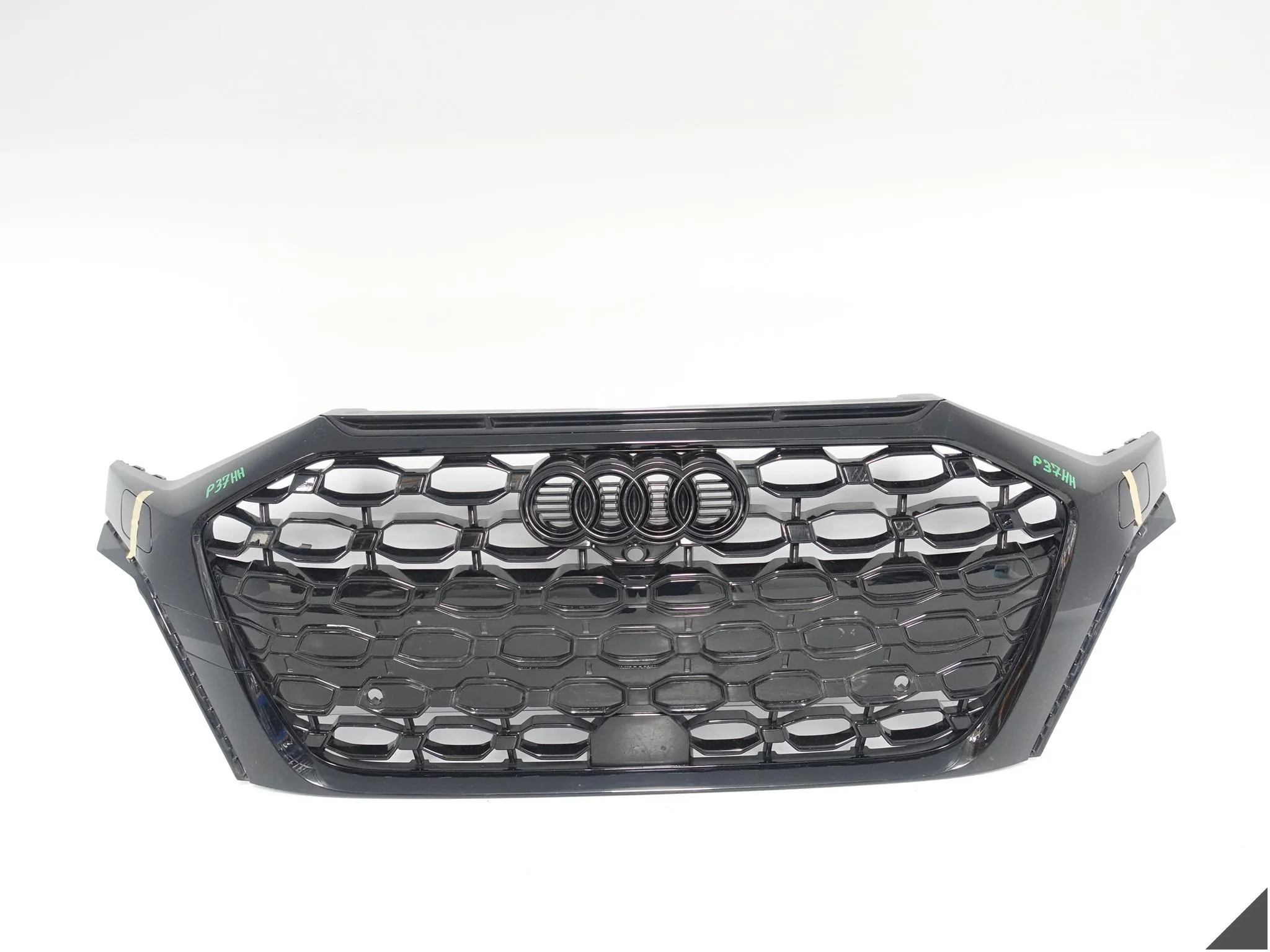 AUDI RS3 8Y0 20-24 RAMKA GRILL ZAŚLEPKI ATRAPA W ZDERZAK PRZÓD 8Y0807725 AUDI RS3 8Y0 20-24 RAMKA GRILL ZAŚLEPKI ATRAPA W ZDERZAK PRZÓD 8Y0807725