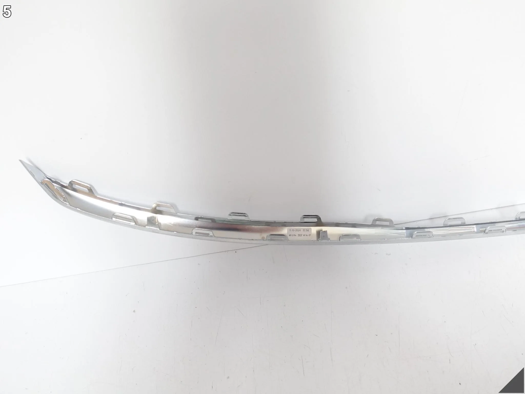 AUDI A4 B9 8W0 LIFT 19-24 SEDAN/KOMBI LISTWA SPOILER CHROM W ZDERZAK TYŁ AUDI A4 B9 8W0 LIFT 19-24 SEDAN/KOMBI LISTWA SPOILER CHROM W ZDERZAK TYŁ - obrazek 6
