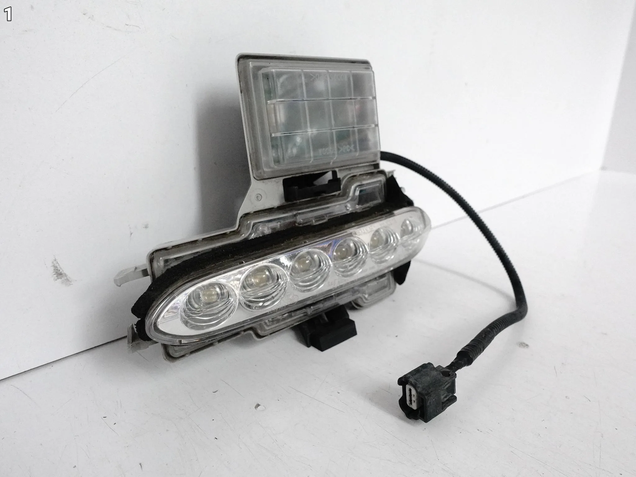 NISSAN GT-R GTR LIFT R35 12-16 HALOGEN LED DRL LEWY W ZDERZAK PRZÓD NISSAN GT-R GTR LIFT R35 12-16 HALOGEN LED DRL LEWY W ZDERZAK PRZÓD - obrazek 2