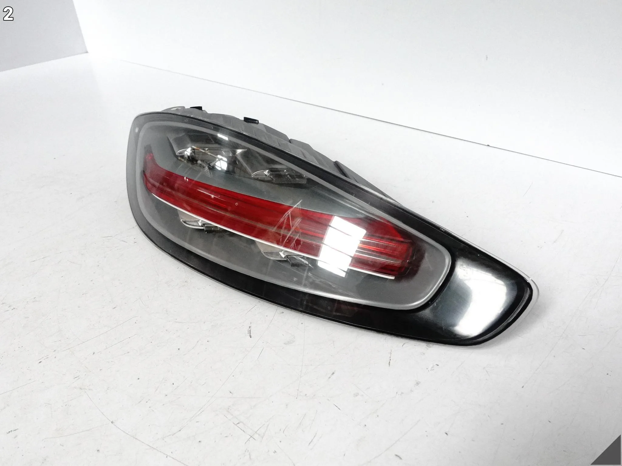 PORSCHE 718 CAYMAN 982C BOXSTER 982 16-25 LAMPA LED W BŁOTNIK LEWA TYŁ EU PORSCHE 718 CAYMAN 982C BOXSTER 982 16-25 LAMPA LED W BŁOTNIK LEWA TYŁ EU - obrazek 3