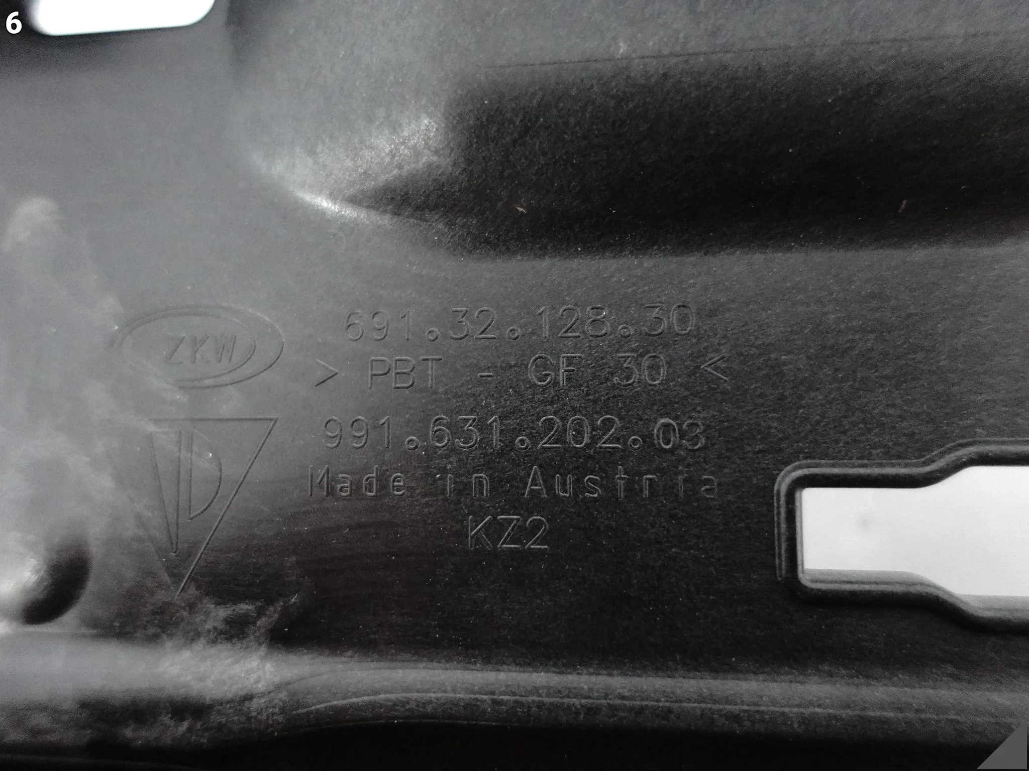 PORSCHE 911 991 11-19 ŚLIZG UCHWYT MOCOWANIE LAMPY PRAWY PRZÓD 99163120203 PORSCHE 911 991 11-19 ŚLIZG UCHWYT MOCOWANIE LAMPY PRAWY PRZÓD 99163120203 - obrazek 7