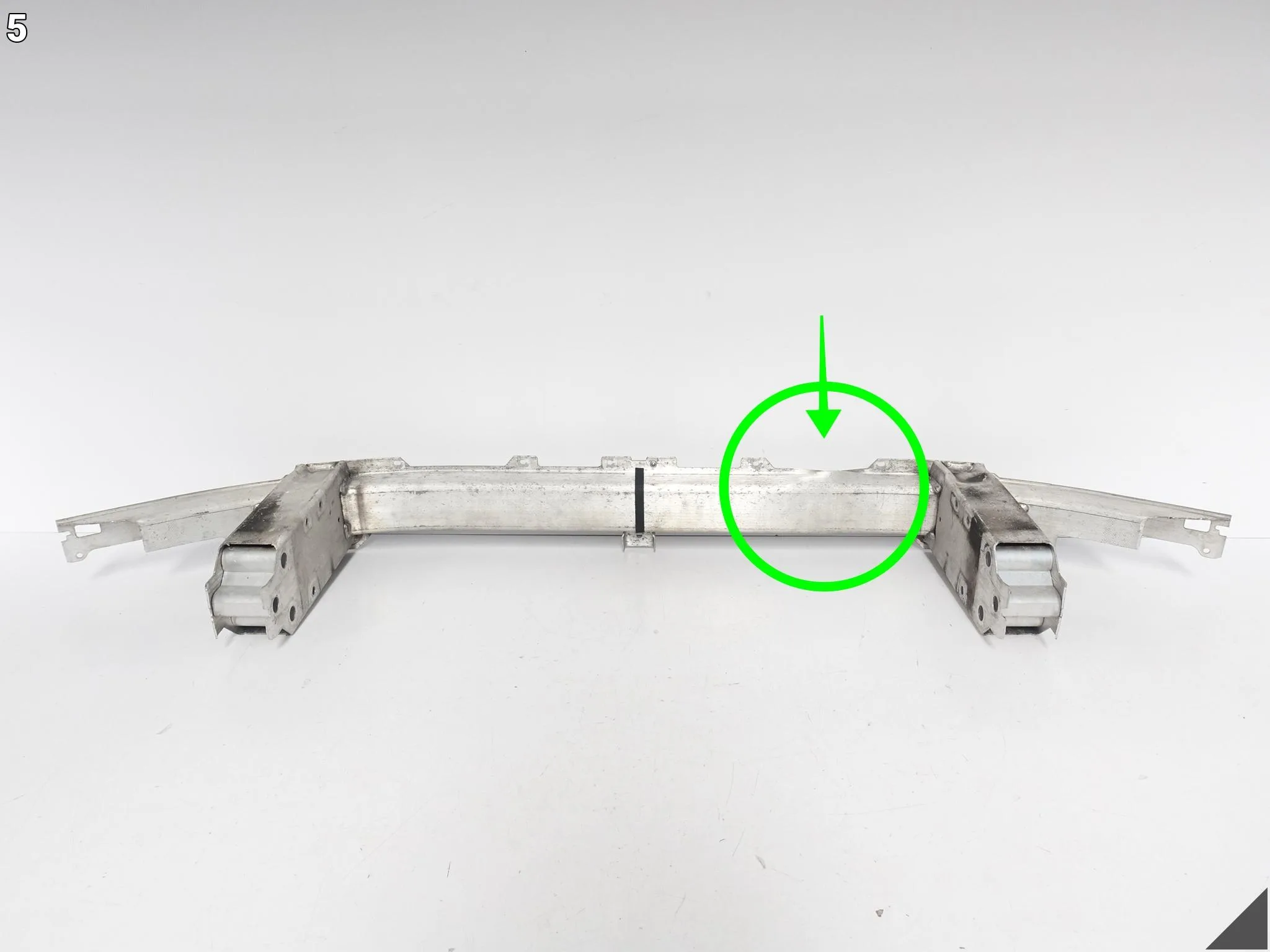 BMW 5 G30 G31 M5 F90 17-20 BELKA GÓRNA WSPORNIK WZMOCNIENIE W ZDERZAK PRZÓD BMW 5 G30 G31 M5 F90 17-20 BELKA GÓRNA WSPORNIK WZMOCNIENIE W ZDERZAK PRZÓD - obrazek 6