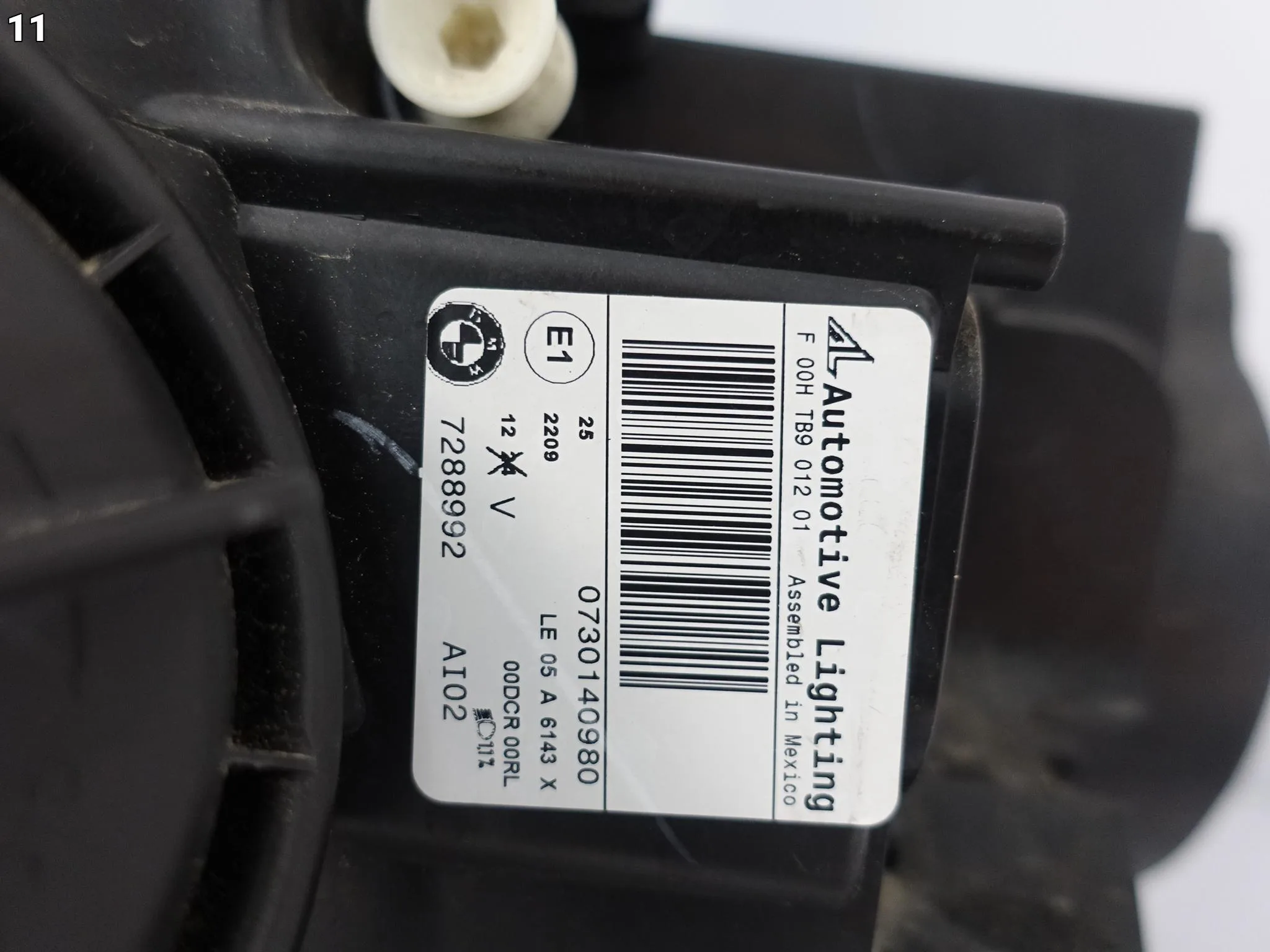 BMW X5 E70 06-11 LAMPA XENON NIESKRĘTNA PRAWA PRZÓD EUROPA BMW X5 E70 06-11 LAMPA XENON NIESKRĘTNA PRAWA PRZÓD EUROPA - obrazek 12
