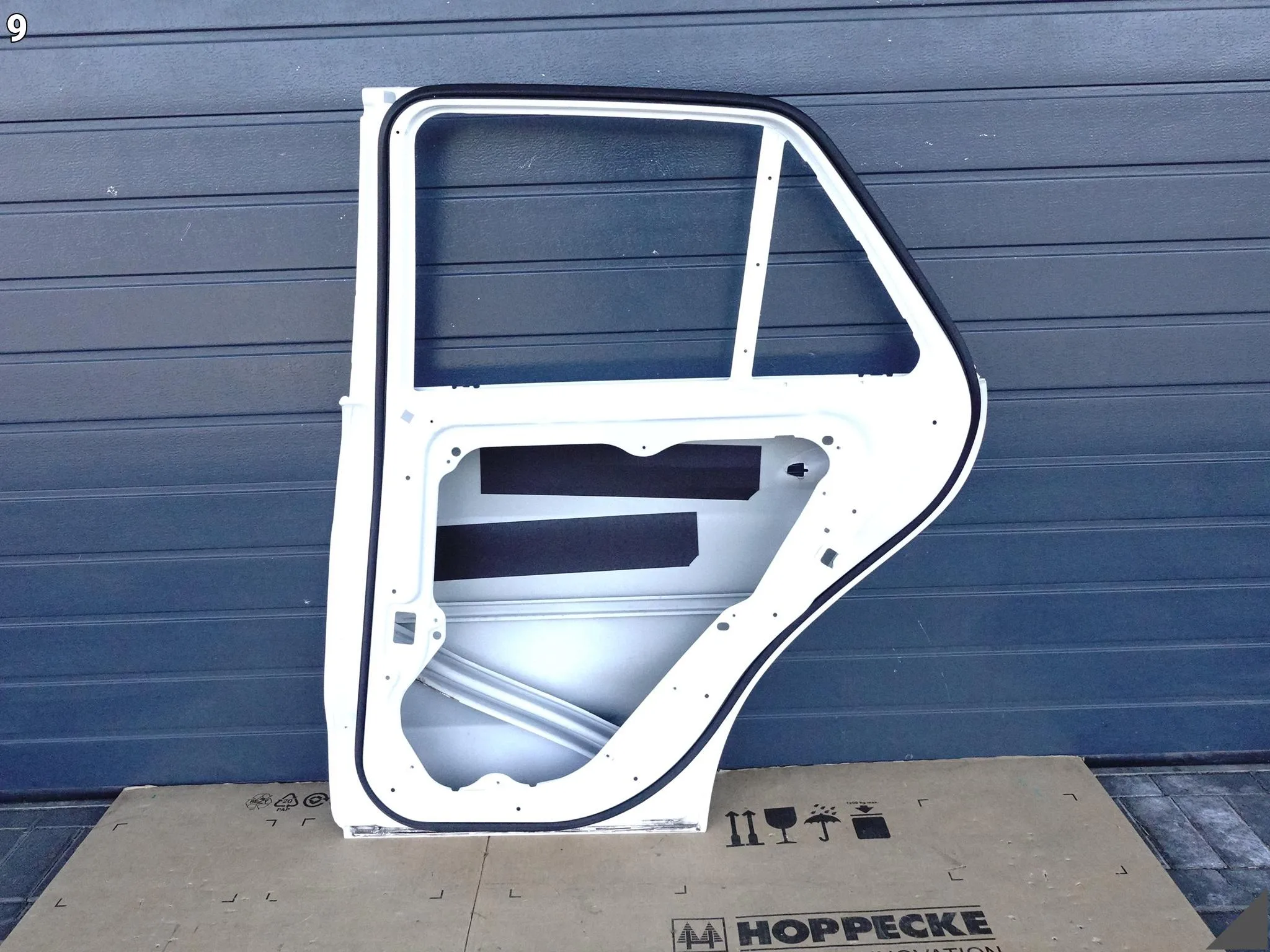 MERCEDES ML GLE W166 LIFT MOPF 11-19 DRZWI DOOR PRAWE TYŁ MERCEDES ML GLE W166 LIFT MOPF 11-19 DRZWI DOOR PRAWE TYŁ - obrazek 10