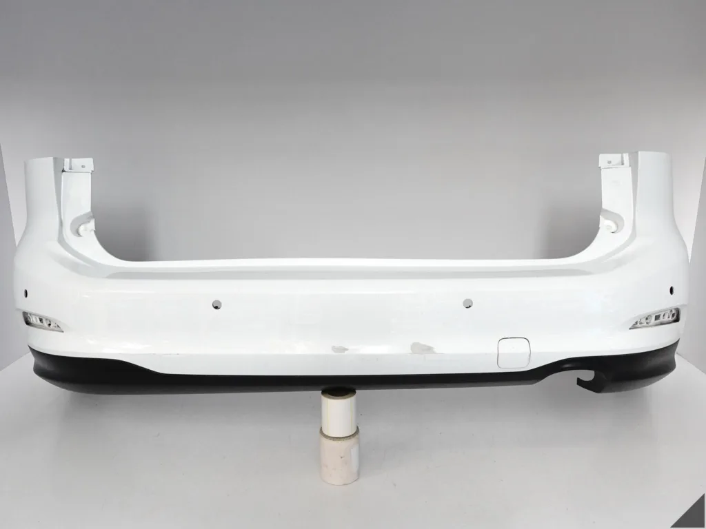 FORD FOCUS IV MK4 ZWYKŁY KOMBI TURNIER 18-21 ZDERZAK + SPOILER DYFUZOR TYŁ FORD FOCUS IV MK4 ZWYKŁY KOMBI TURNIER 18-21 ZDERZAK + SPOILER DYFUZOR TYŁ