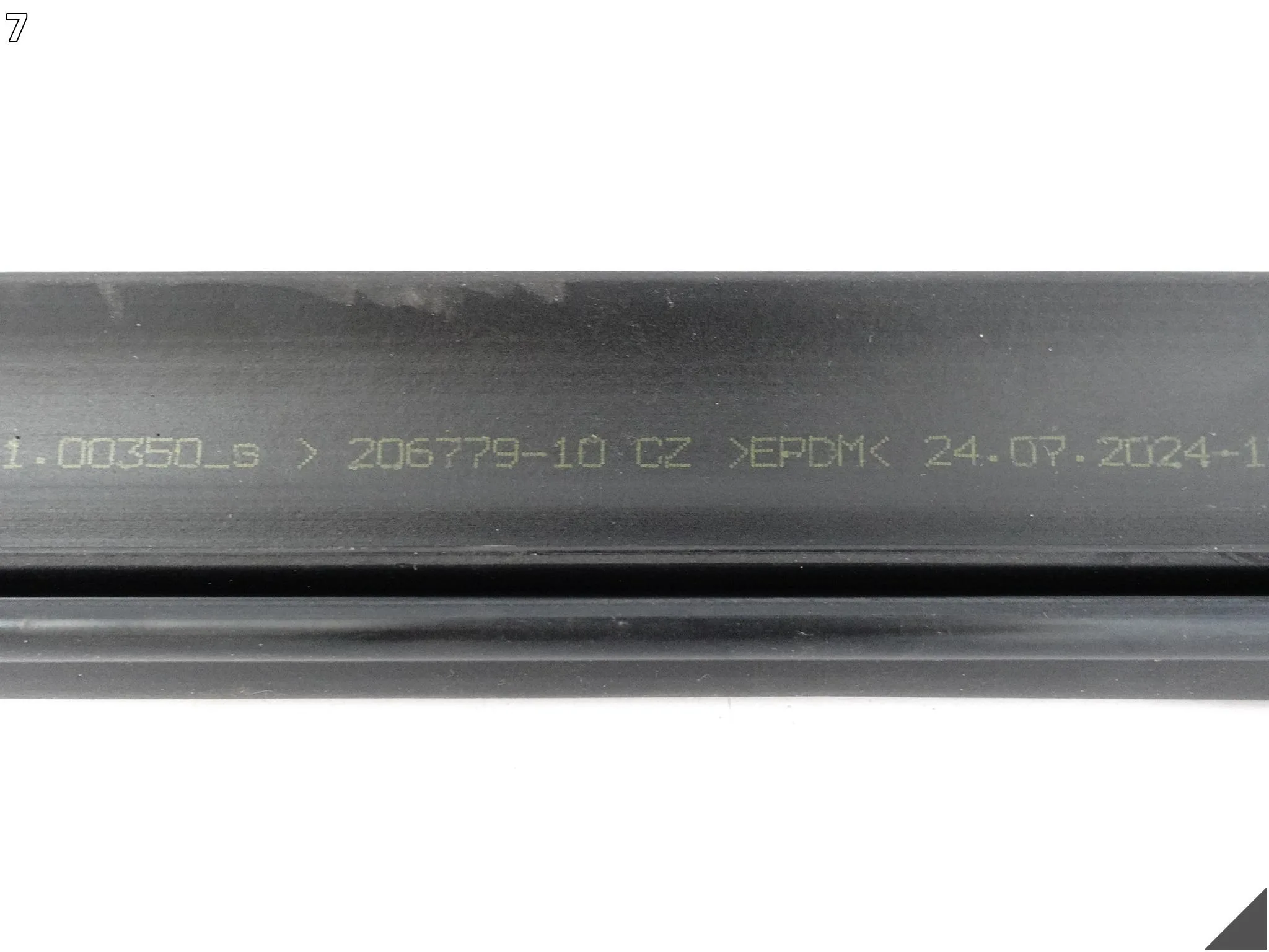 BMW X1 U11 22- X2 U10 23- USZCZELKA MASKI PASA PRZEDNIEGO PRZÓD 9883422 BMW X1 U11 22- X2 U10 23- USZCZELKA MASKI PASA PRZEDNIEGO PRZÓD 9883422 - obrazek 8