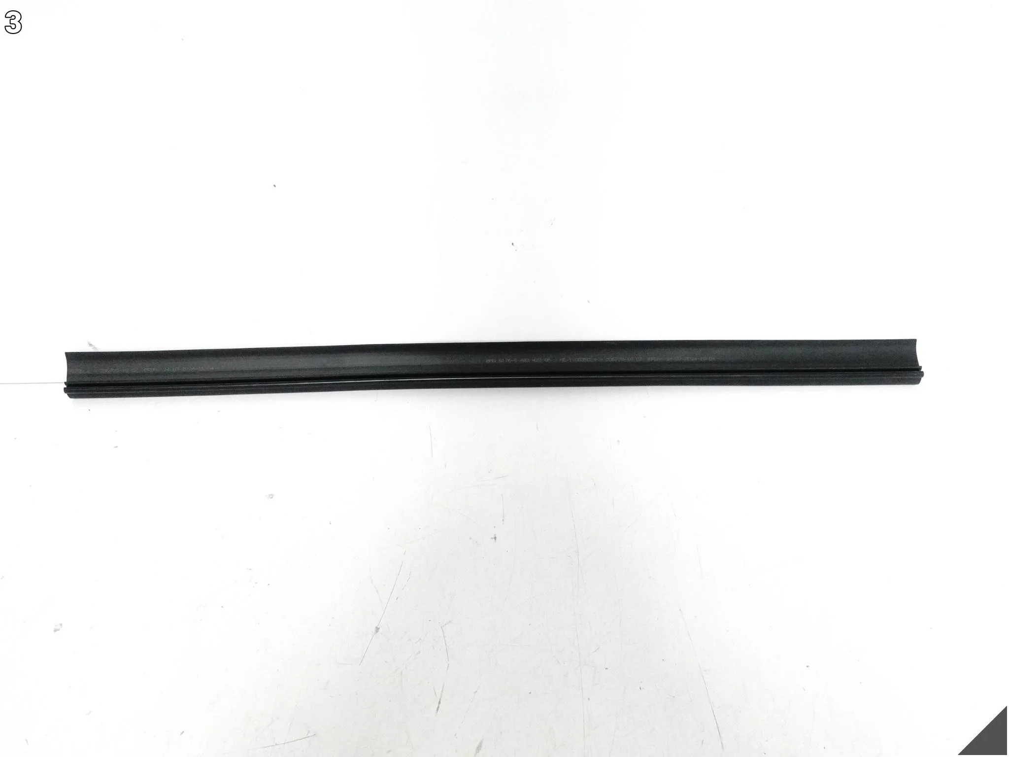 BMW X1 U11 22- X2 U10 23- USZCZELKA MASKI PASA PRZEDNIEGO PRZÓD 9883422 BMW X1 U11 22- X2 U10 23- USZCZELKA MASKI PASA PRZEDNIEGO PRZÓD 9883422 - obrazek 4