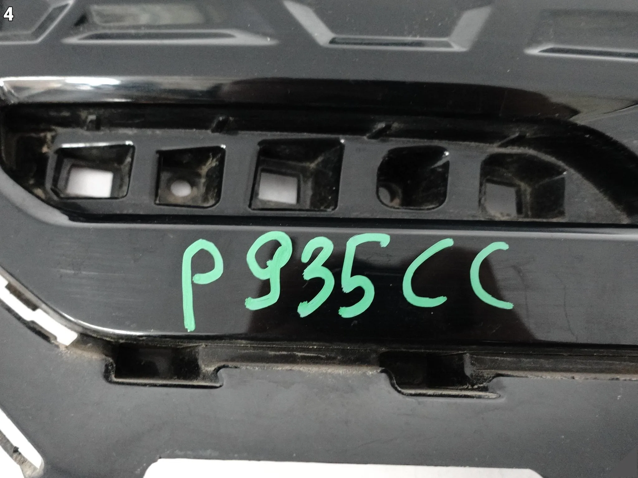 BMW 2 U06 M-PAKIET MSP ACTIVE TOURER II 21- KRATKA ATRAPA ZDERZAK TYŁ LEWA BMW 2 U06 M-PAKIET MSP ACTIVE TOURER II 21- KRATKA ATRAPA ZDERZAK TYŁ LEWA - obrazek 5