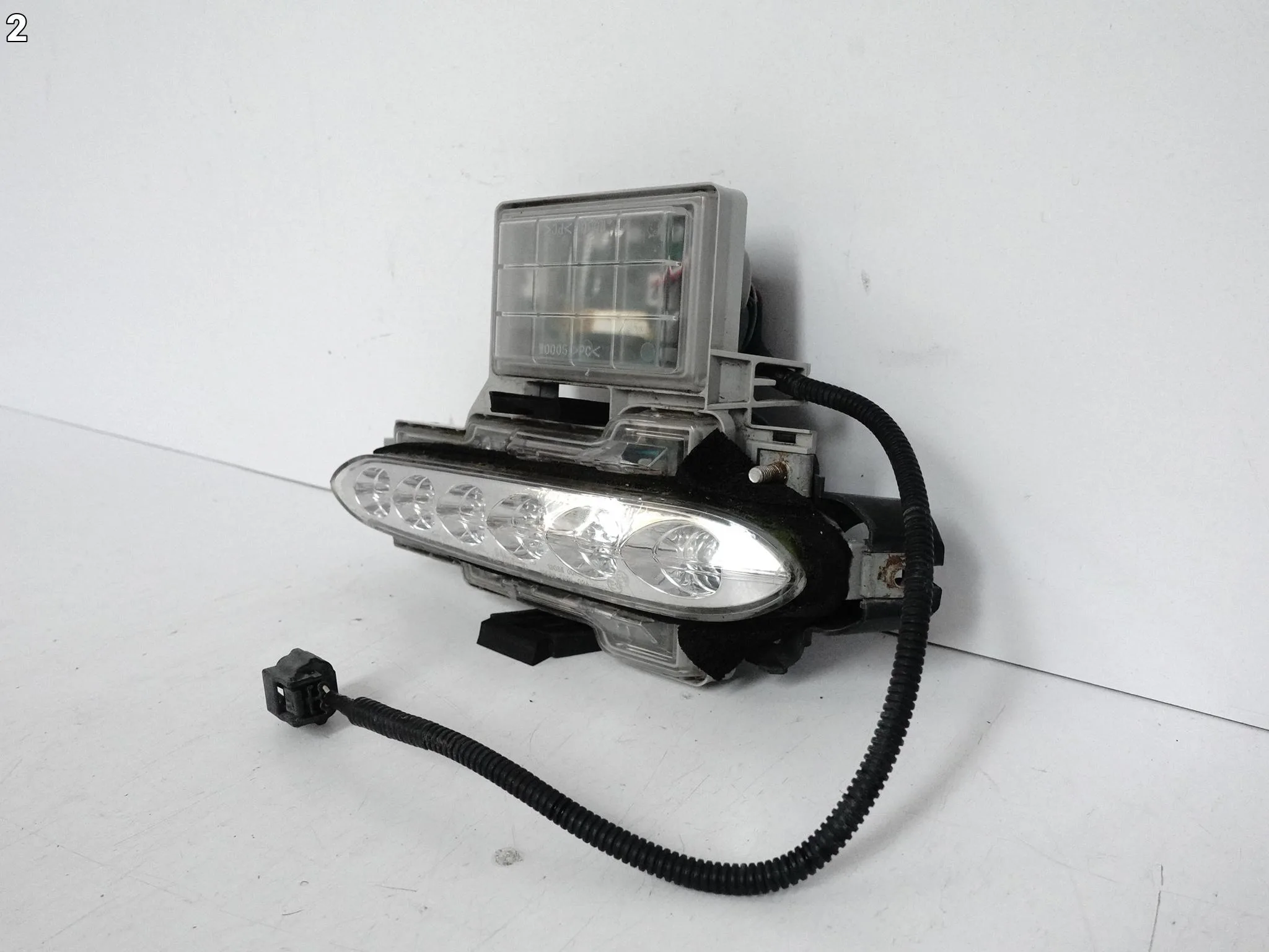 NISSAN GT-R GTR LIFT R35 12-16 HALOGEN LED DRL LEWY W ZDERZAK PRZÓD NISSAN GT-R GTR LIFT R35 12-16 HALOGEN LED DRL LEWY W ZDERZAK PRZÓD - obrazek 3