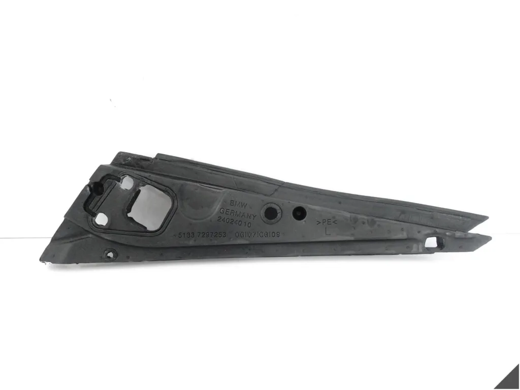 BMW 2 F45 LIFT LCI 18-22 USZCZELKA WYGŁUSZENIE PIANKA LUSTERKA LEWEGO BMW 2 F45 LIFT LCI 18-22 USZCZELKA WYGŁUSZENIE PIANKA LUSTERKA LEWEGO