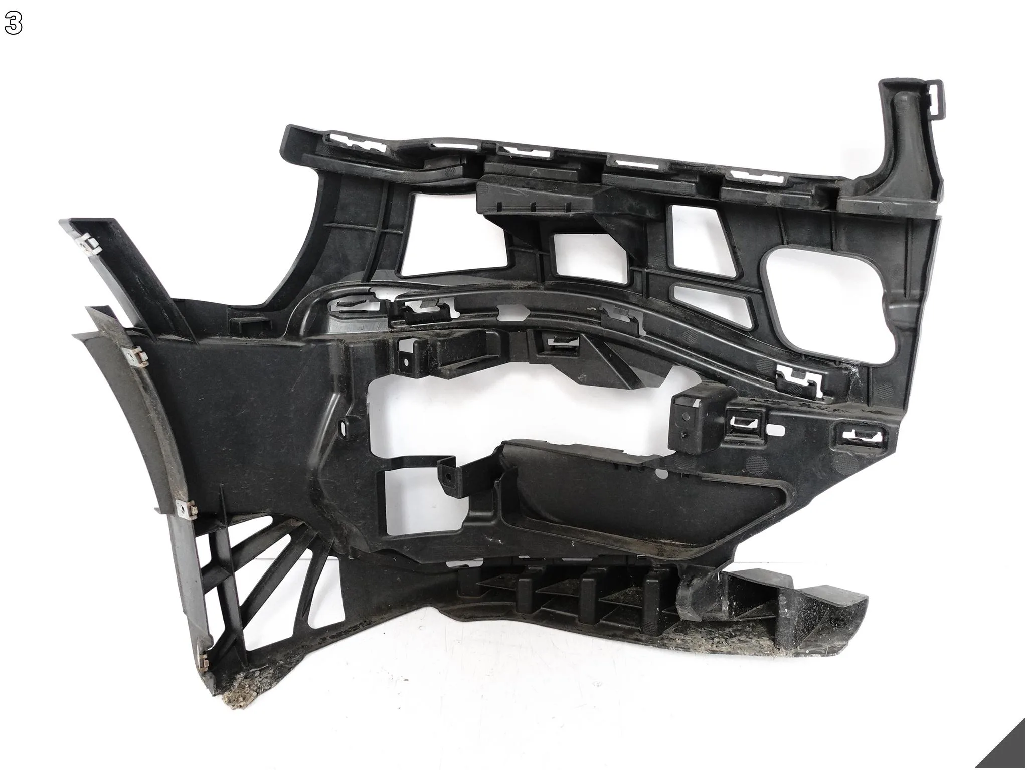 BMW 2 F45 F46 LIFT LCI 18-22 ZWYKŁY ZDERZAK ŚLIZG MOCOWANIE LEWE PRZÓD BMW 2 F45 F46 LIFT LCI 18-22 ZWYKŁY ZDERZAK ŚLIZG MOCOWANIE LEWE PRZÓD - obrazek 4