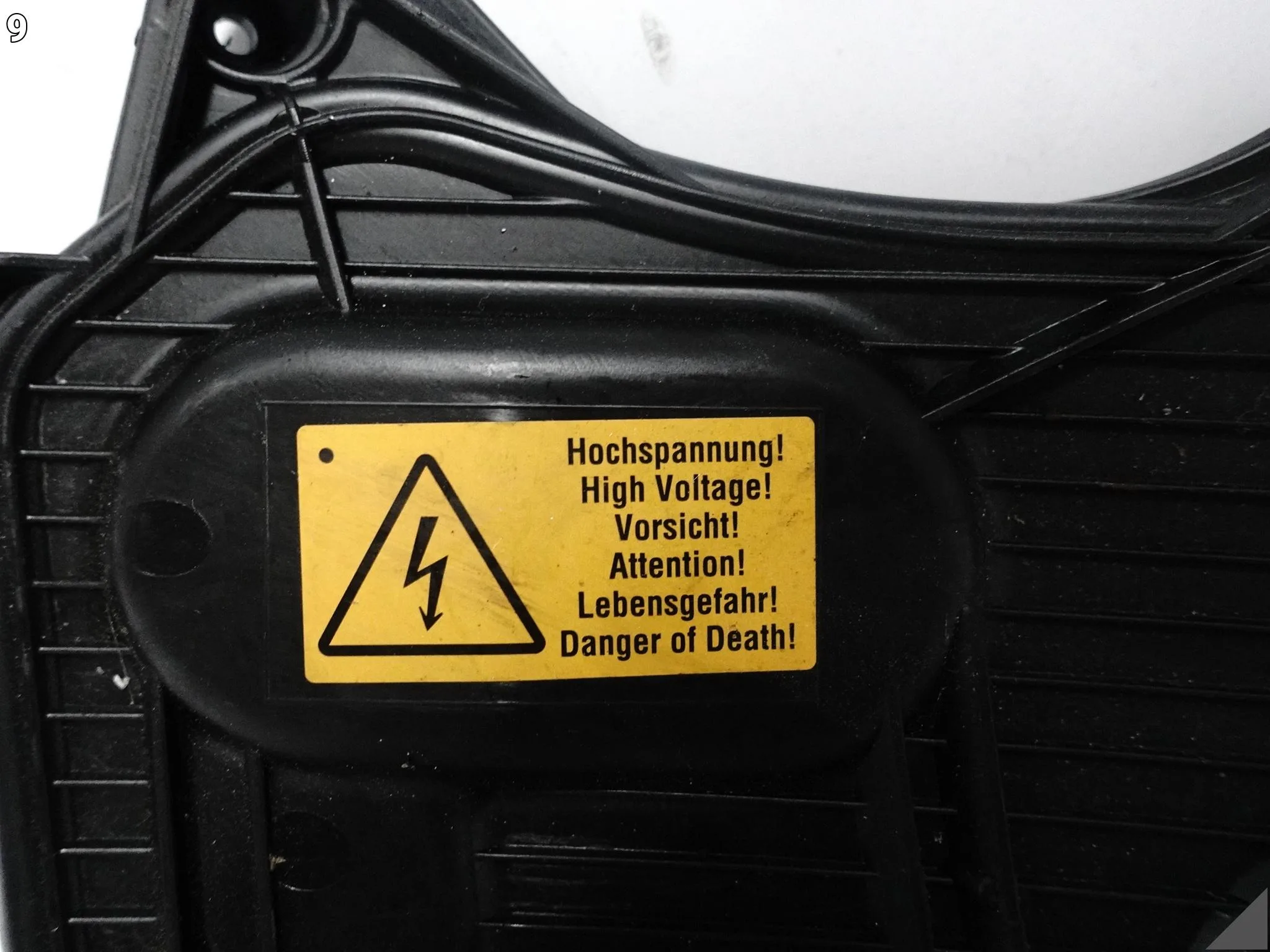 PORSCHE BOXSTER 981 CAYMAN 981C 12-16 KLAPKA ZAŚLEPKA LAMPY LEWA PRZÓD PORSCHE BOXSTER 981 CAYMAN 981C 12-16 KLAPKA ZAŚLEPKA LAMPY LEWA PRZÓD - obrazek 10