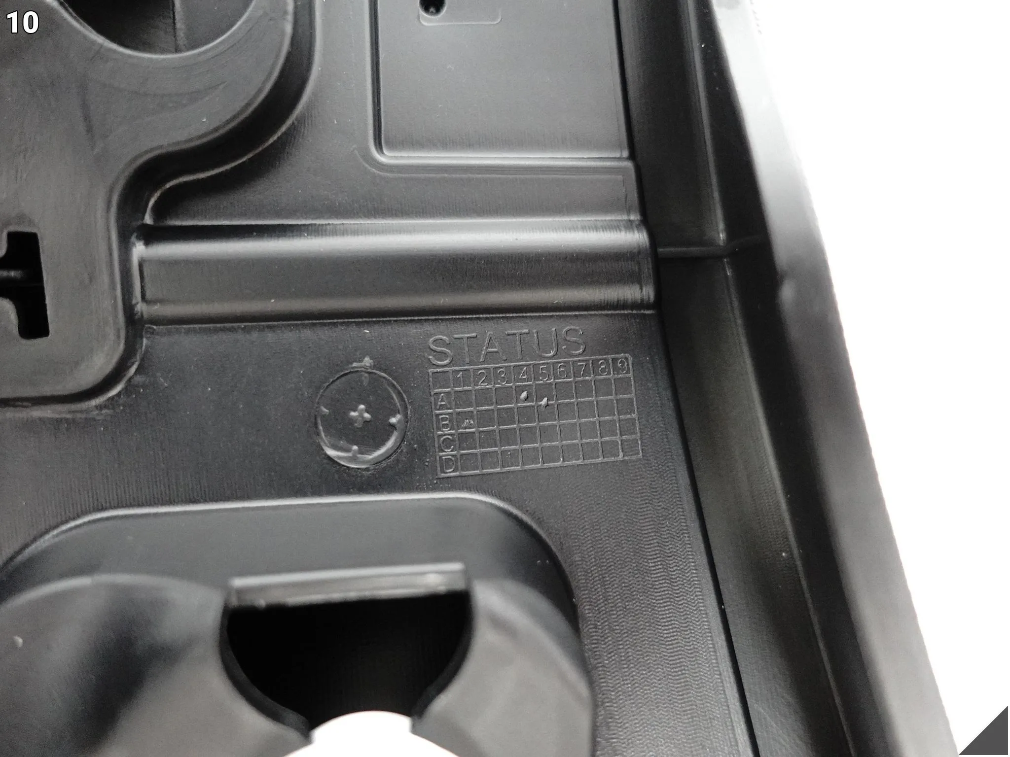 VOLVO XC40 EX40 C40 RECHARGE 17- LISTWA NA BŁOTNIK NAKŁADKA PRAWA PRZÓD VOLVO XC40 EX40 C40 RECHARGE 17- LISTWA NA BŁOTNIK NAKŁADKA PRAWA PRZÓD - obrazek 11