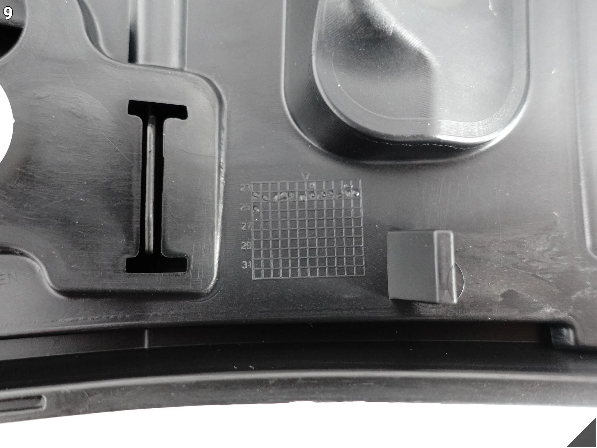 VOLVO XC40 EX40 C40 RECHARGE 17- LISTWA NA BŁOTNIK NAKŁADKA PRAWA PRZÓD VOLVO XC40 EX40 C40 RECHARGE 17- LISTWA NA BŁOTNIK NAKŁADKA PRAWA PRZÓD - obrazek 10