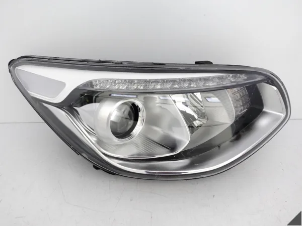 KIA SOUL II (2 GENERACJA) LIFT 16-19 LAMPA ZWYKŁA HALOGEN + LED PRAWA EU KIA SOUL II (2 GENERACJA) LIFT 16-19 LAMPA ZWYKŁA HALOGEN + LED PRAWA EU