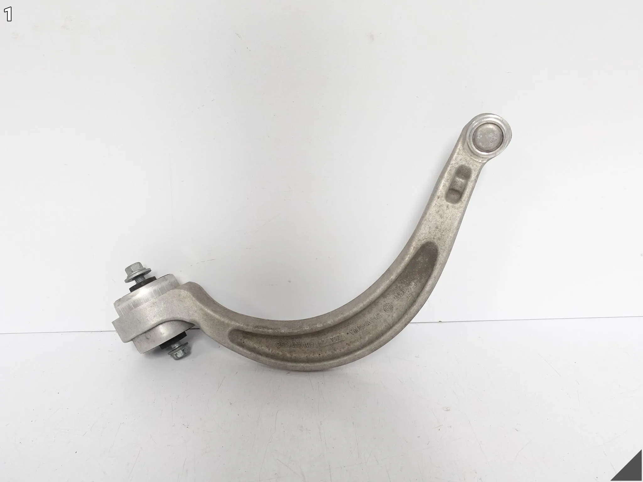AUDI A5 8W6 F5 A4 8W0 B9 15-24 WAHACZ DOLNY ZAWIESZENIA PRZÓD LEWY AUDI A5 8W6 F5 A4 8W0 B9 15-24 WAHACZ DOLNY ZAWIESZENIA PRZÓD LEWY - obrazek 2