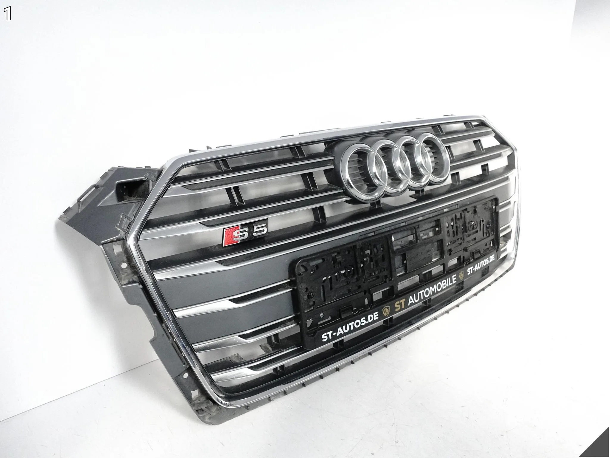 AUDI S5 8W6 F5 B9 16-19 GRILL ATRAPA KRATKA W ZDERZAK PRZÓD 8W6853651AT AUDI S5 8W6 F5 B9 16-19 GRILL ATRAPA KRATKA W ZDERZAK PRZÓD 8W6853651AT - obrazek 2