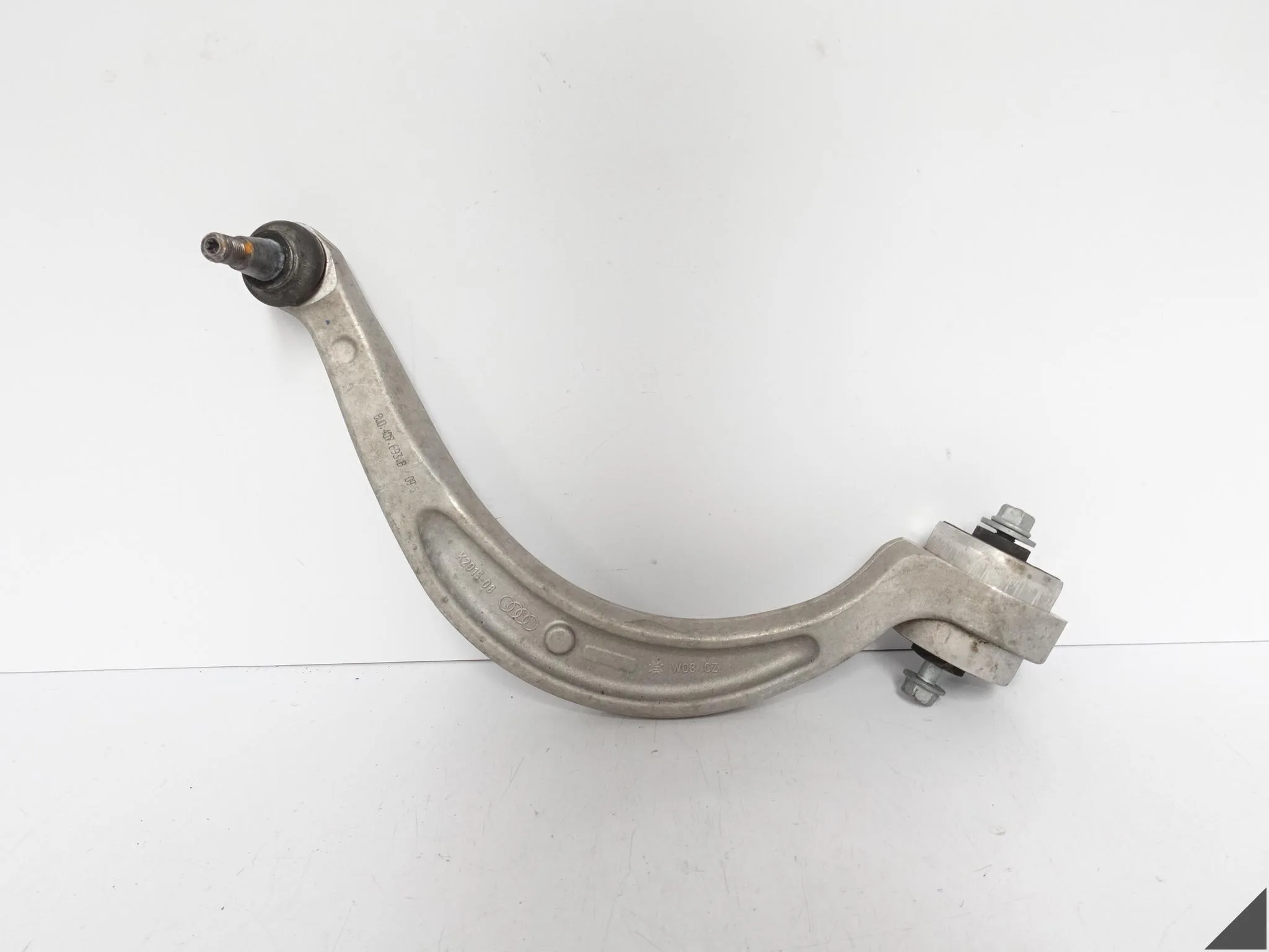 AUDI A5 8W6 F5 A4 8W0 B9 15-24 WAHACZ DOLNY ZAWIESZENIA PRZÓD LEWY AUDI A5 8W6 F5 A4 8W0 B9 15-24 WAHACZ DOLNY ZAWIESZENIA PRZÓD LEWY