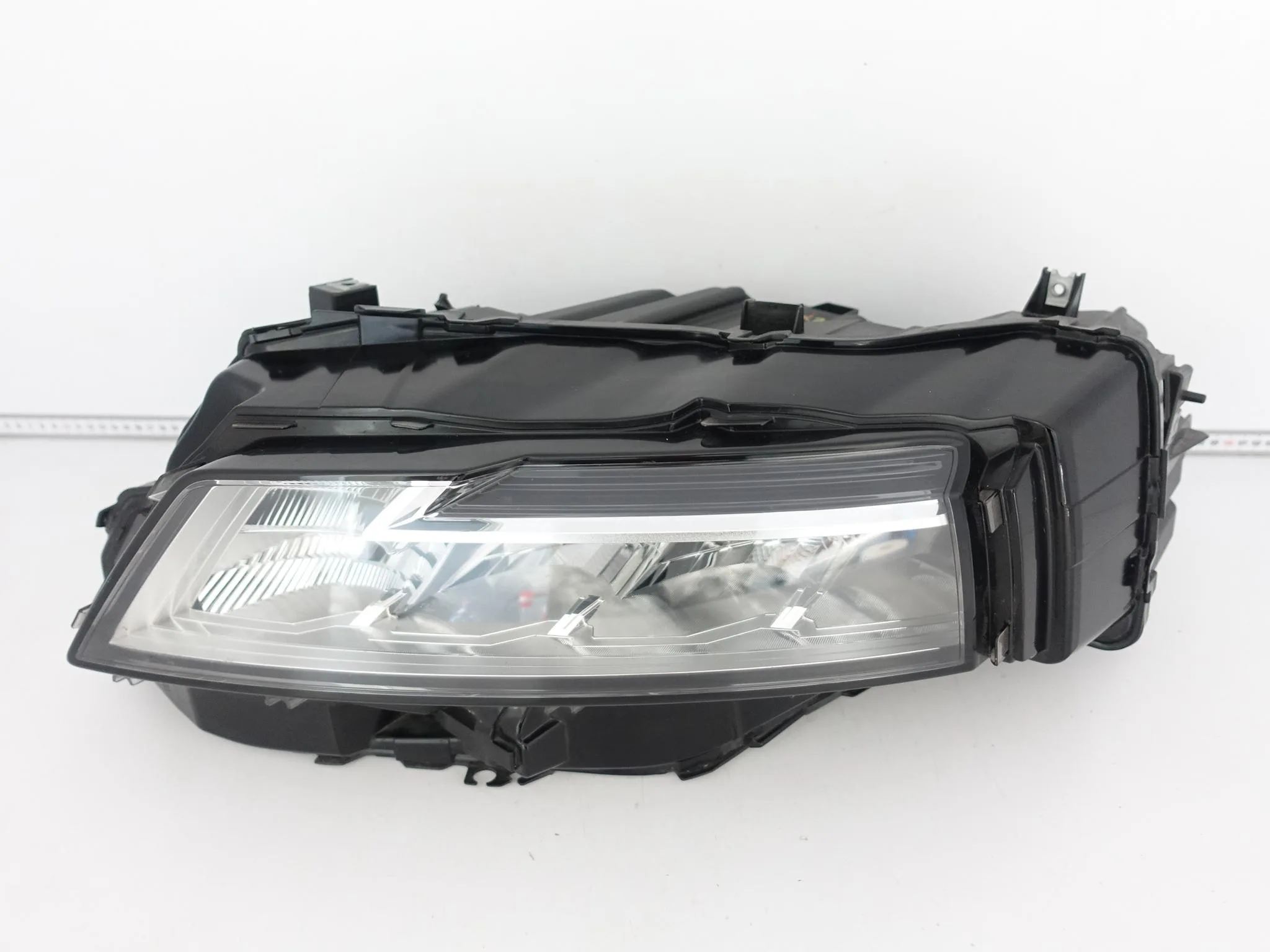 NISSAN X-TRAIL T33 IV 4 22- LAMPA FULL LED LEWA PRZÓD EUROPA NISSAN X-TRAIL T33 IV 4 22- LAMPA FULL LED LEWA PRZÓD EUROPA