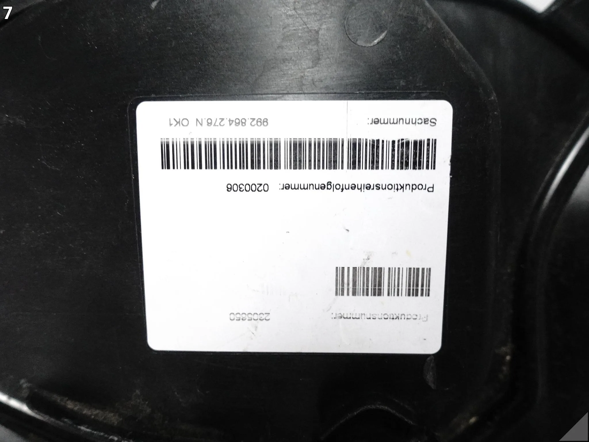 PORSCHE 911 992 19- GÓRNA OSŁONA POKRYWA SILNIKA WENTYLATORÓW 3.0 S TYŁ PORSCHE 911 992 19- GÓRNA OSŁONA POKRYWA SILNIKA WENTYLATORÓW 3.0 S TYŁ - obrazek 8